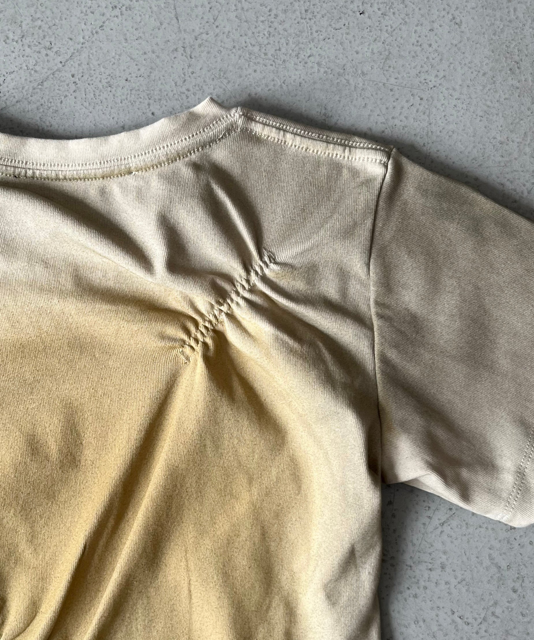 LOADINGROOM Angel goblin tee "SAND"