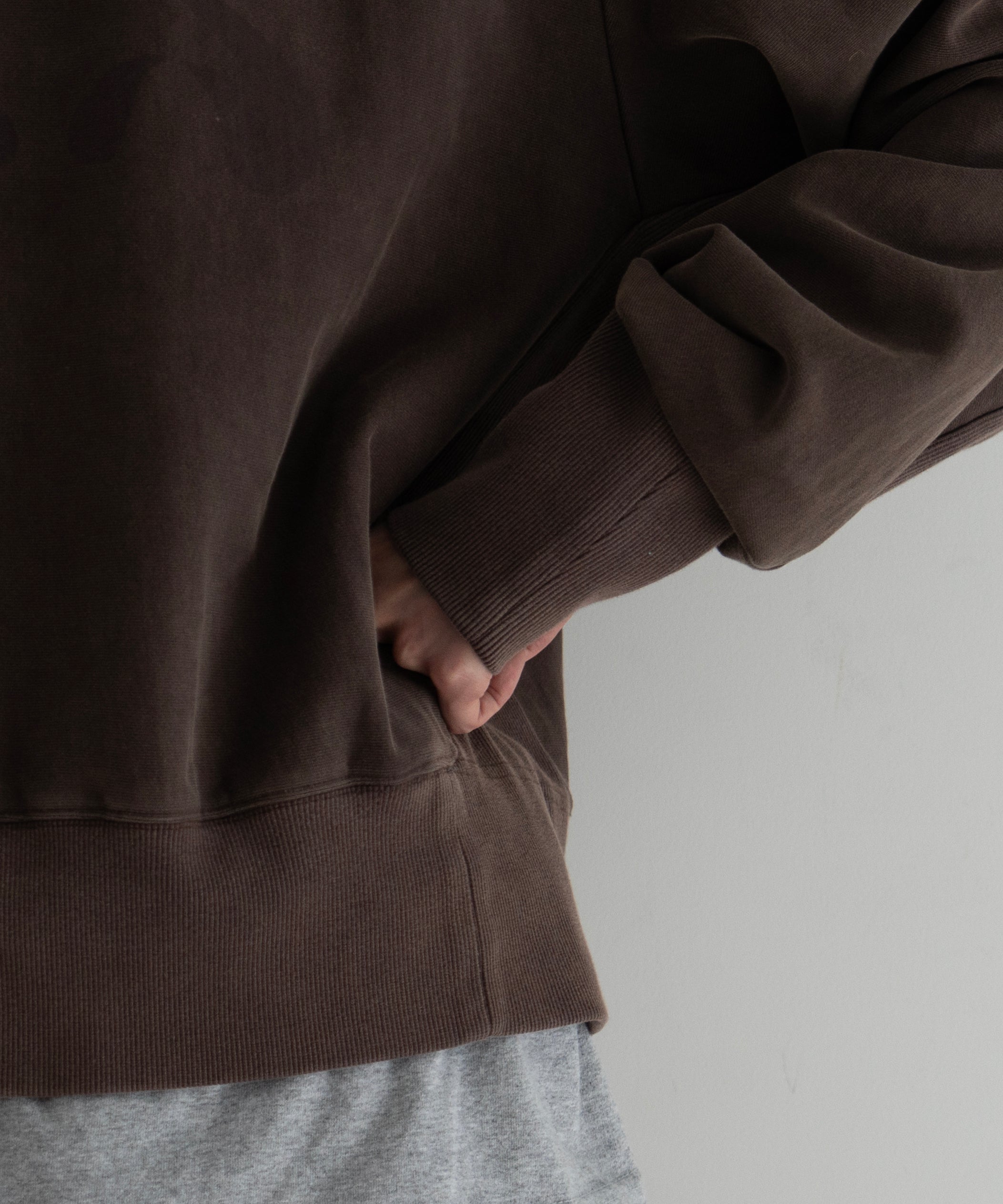 JIAN YE 25 Top "BROWN"