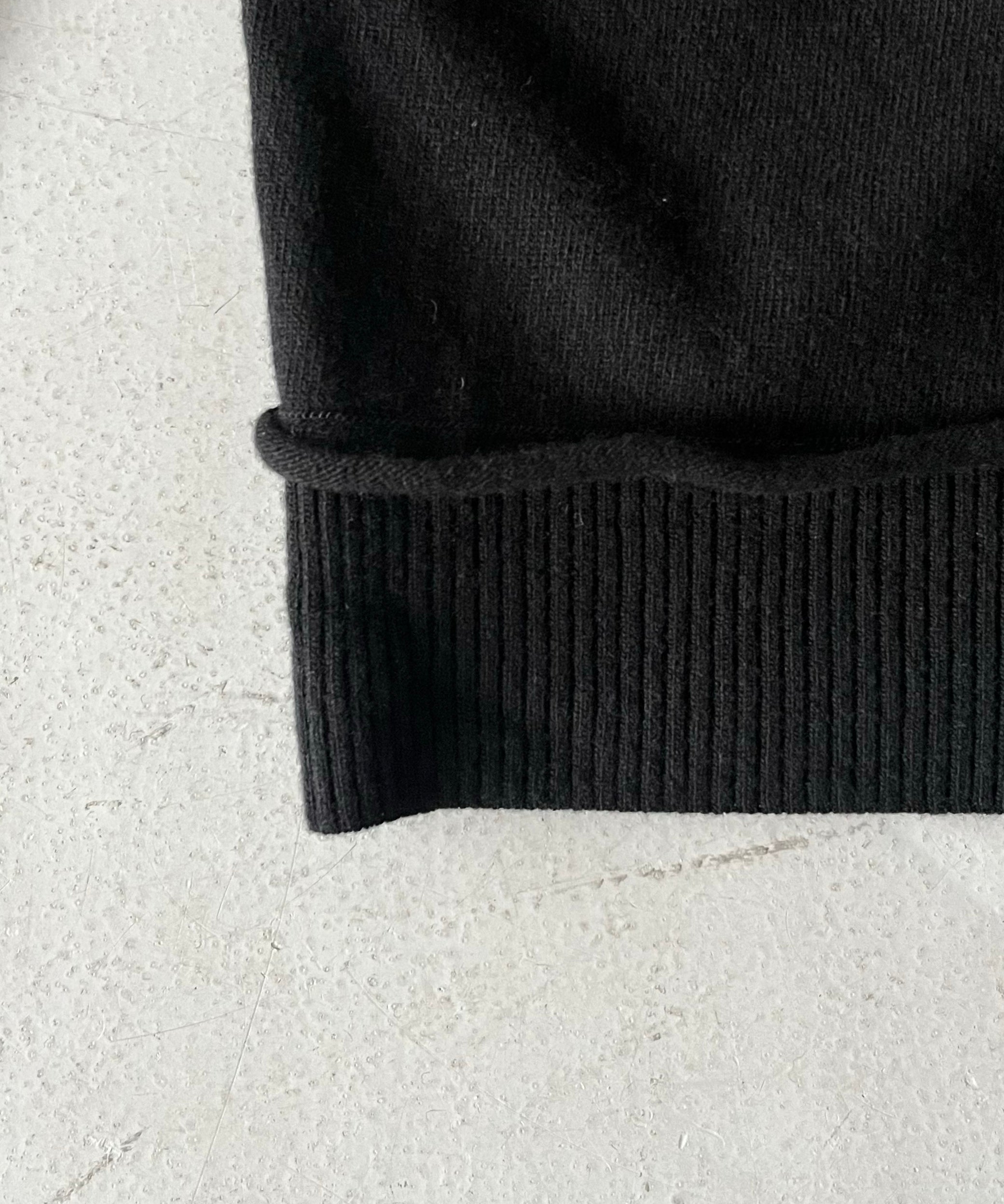 OUR LEGACY【アワーレガシー】Parallel v-neck 