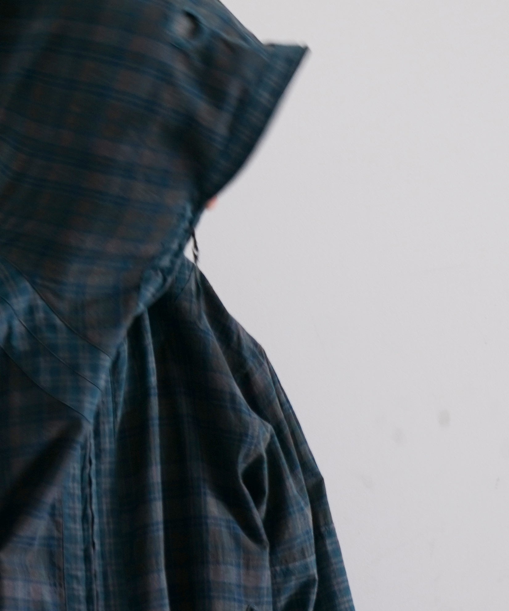 JIAN YE 鬼 Hoodie "BLUE×BLUE"