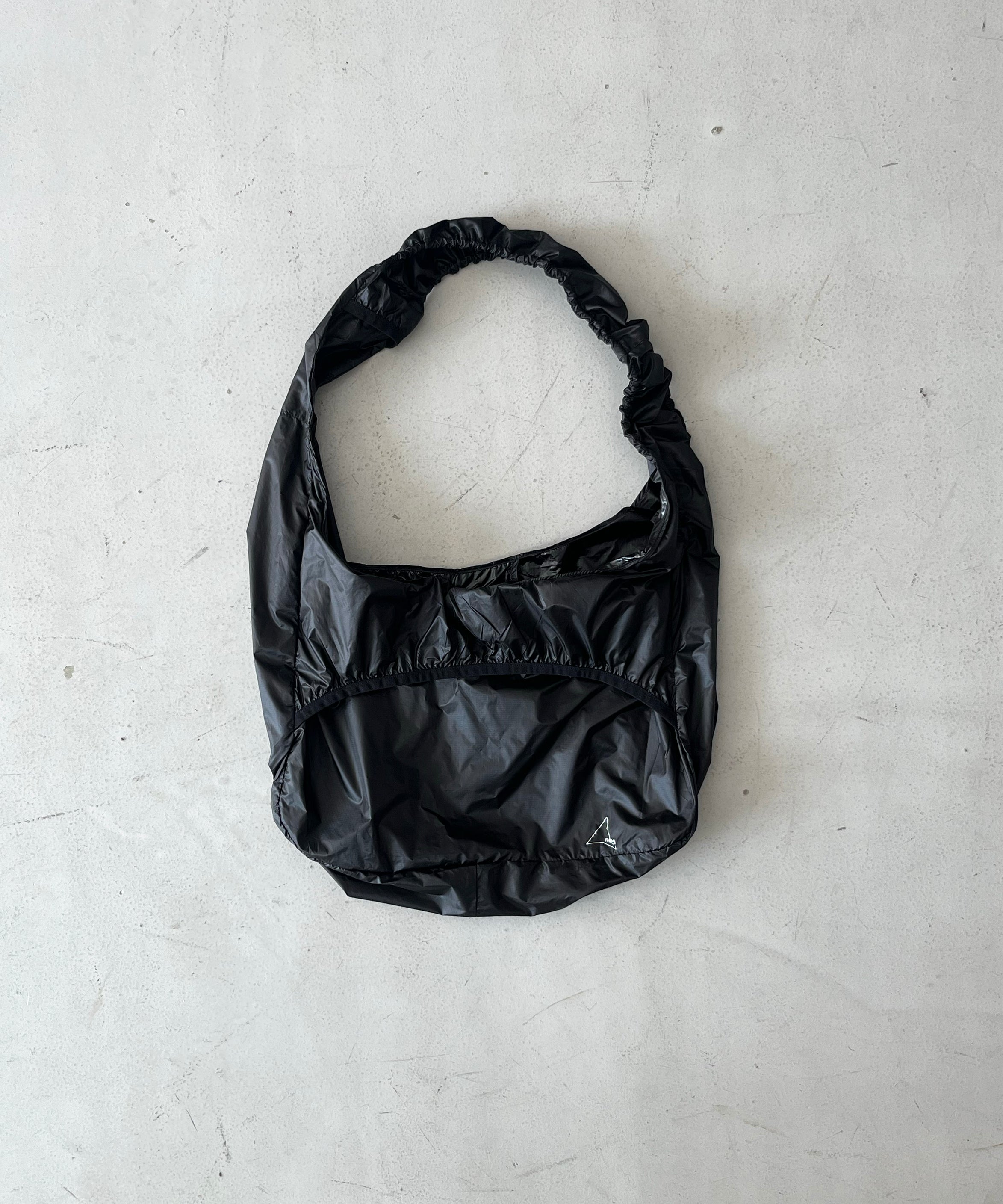 ROA Laki packable knot bag "BLACK"