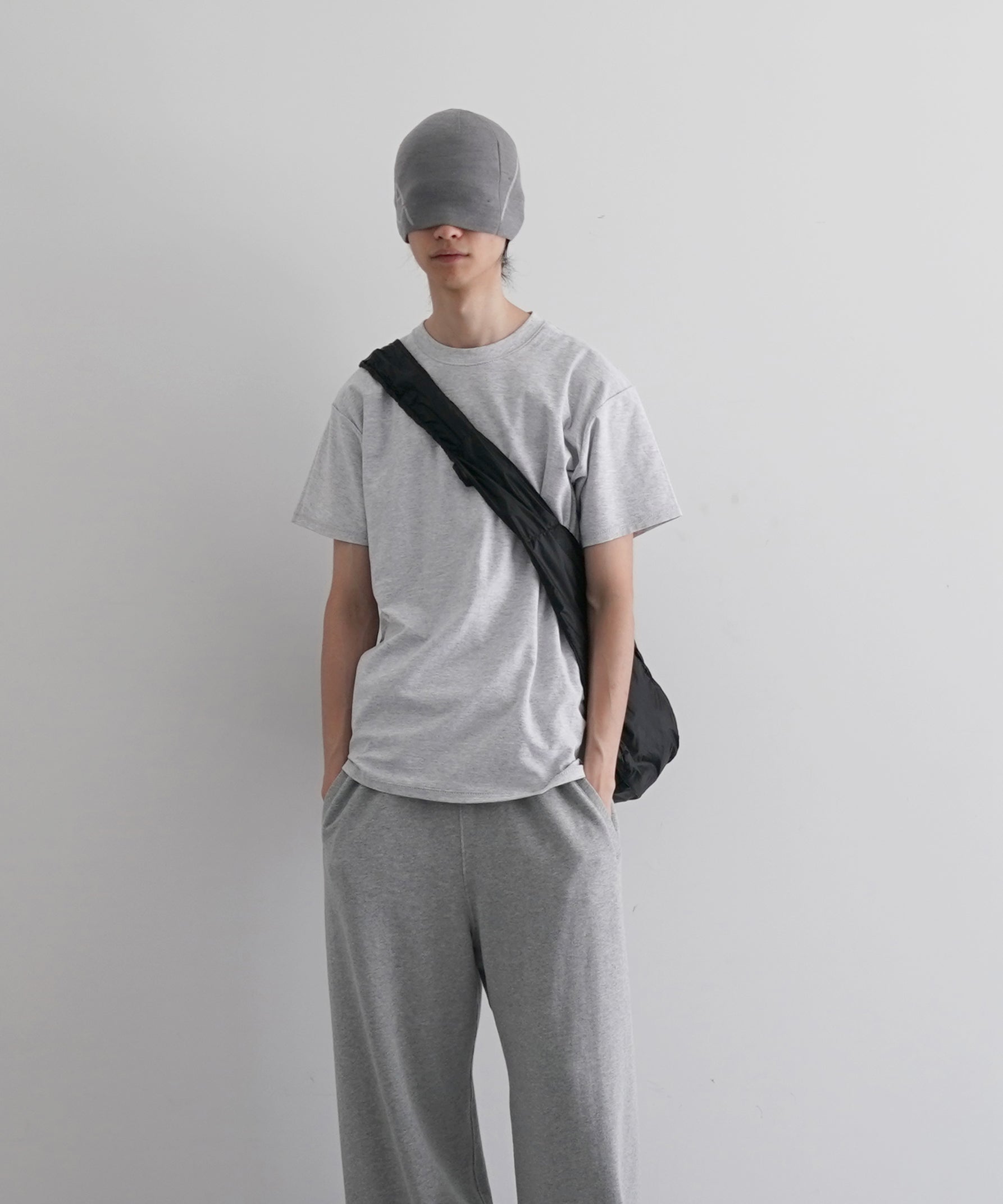 ROA Laki packable knot bag "BLACK"