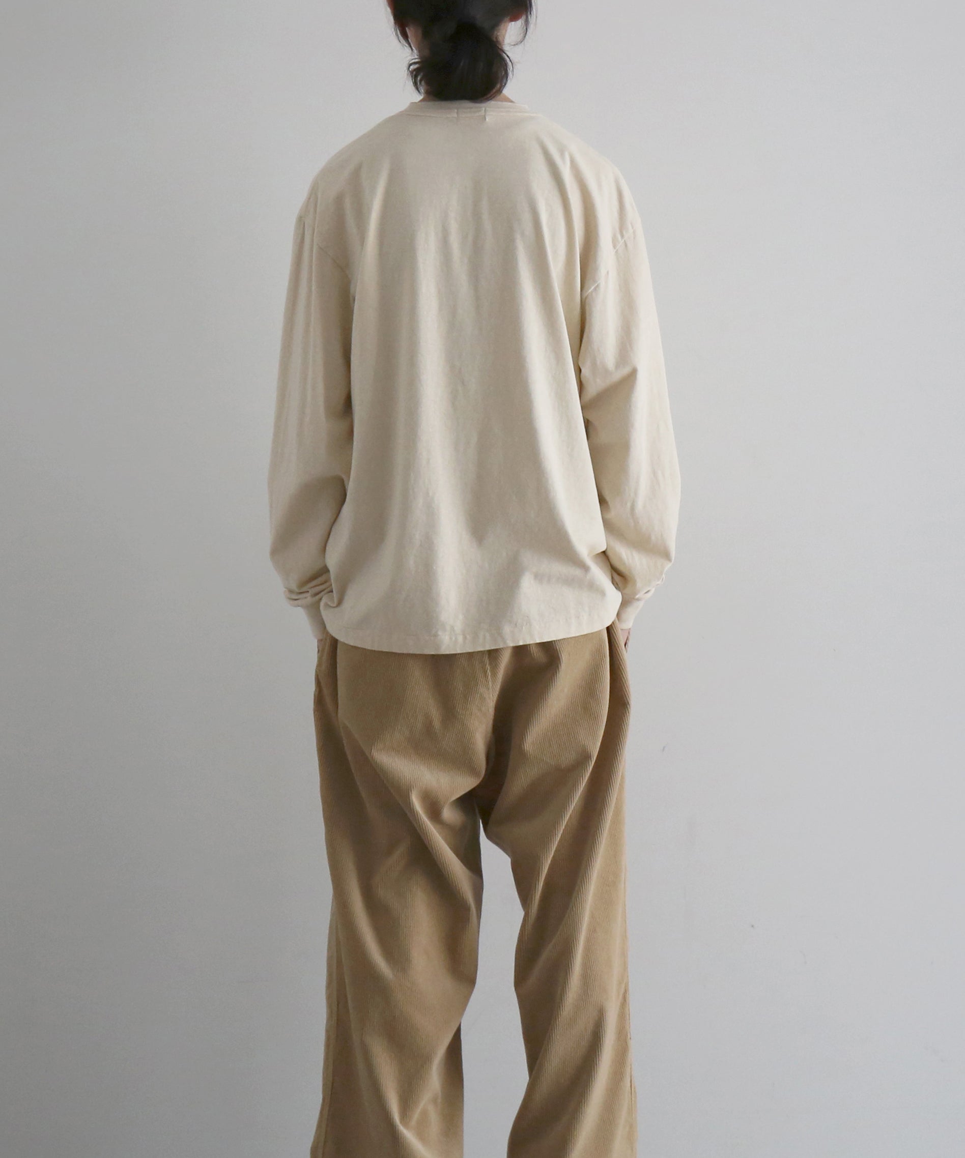 UNUSED Us2592 long-sleeve henry neck t-shirt "ECRU"