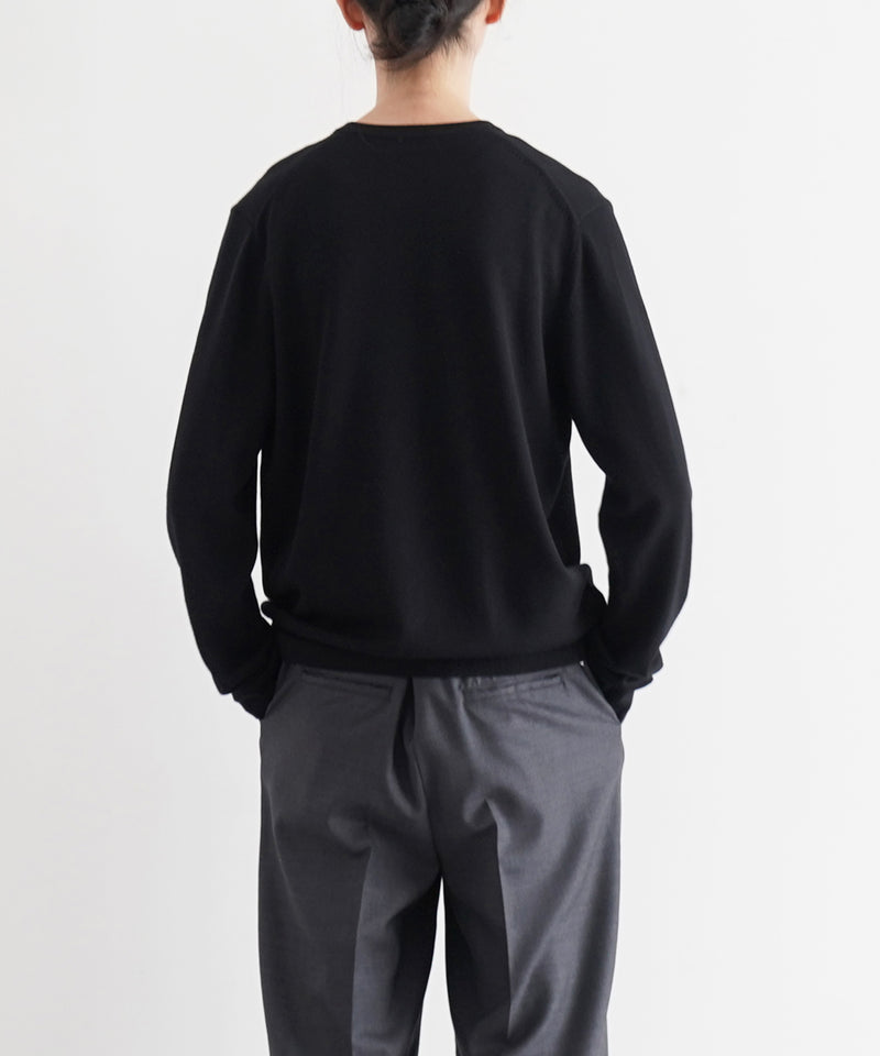 FRED PERRY Classic v neck jumper "BLACK"