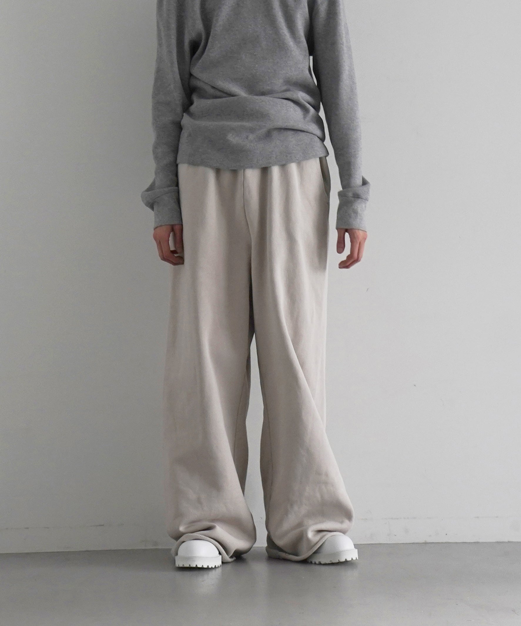 ENTIRE STUDIOS Full sweatpant "BLACK"