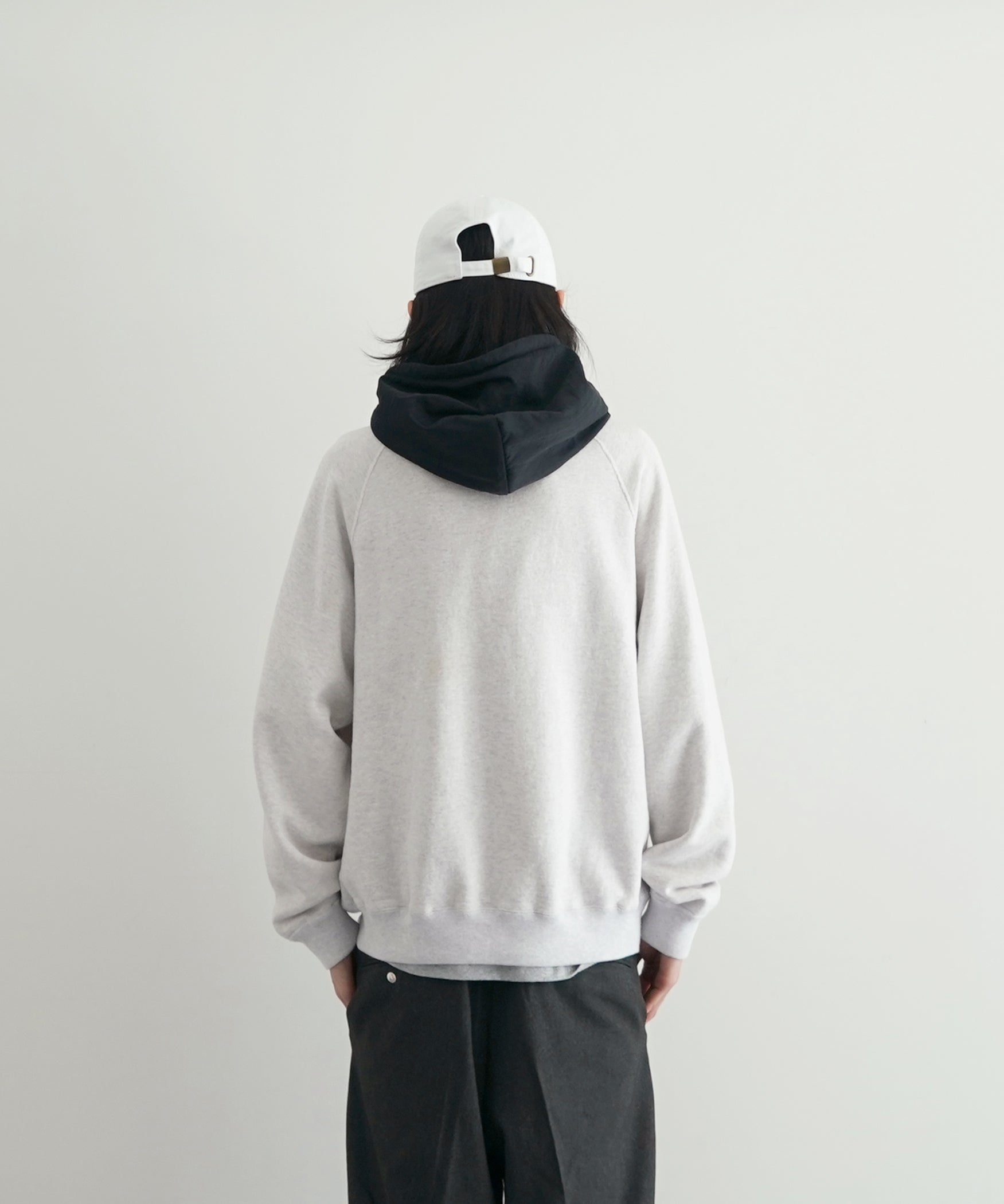 UNUSED Us2527 Sweat hoodie "ASH"