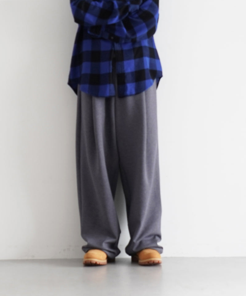 【EXCLUSIVE】NEONSIGN Wide tech slacks "TOP GRAY"