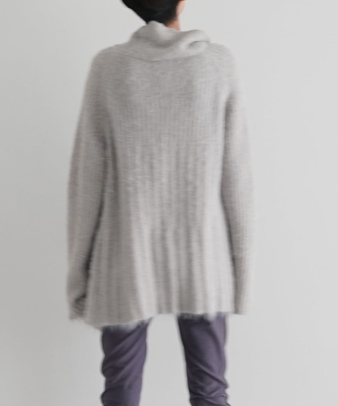 ULIKASANCTUS Buttoned knit cardigan "LIGHT GREY"