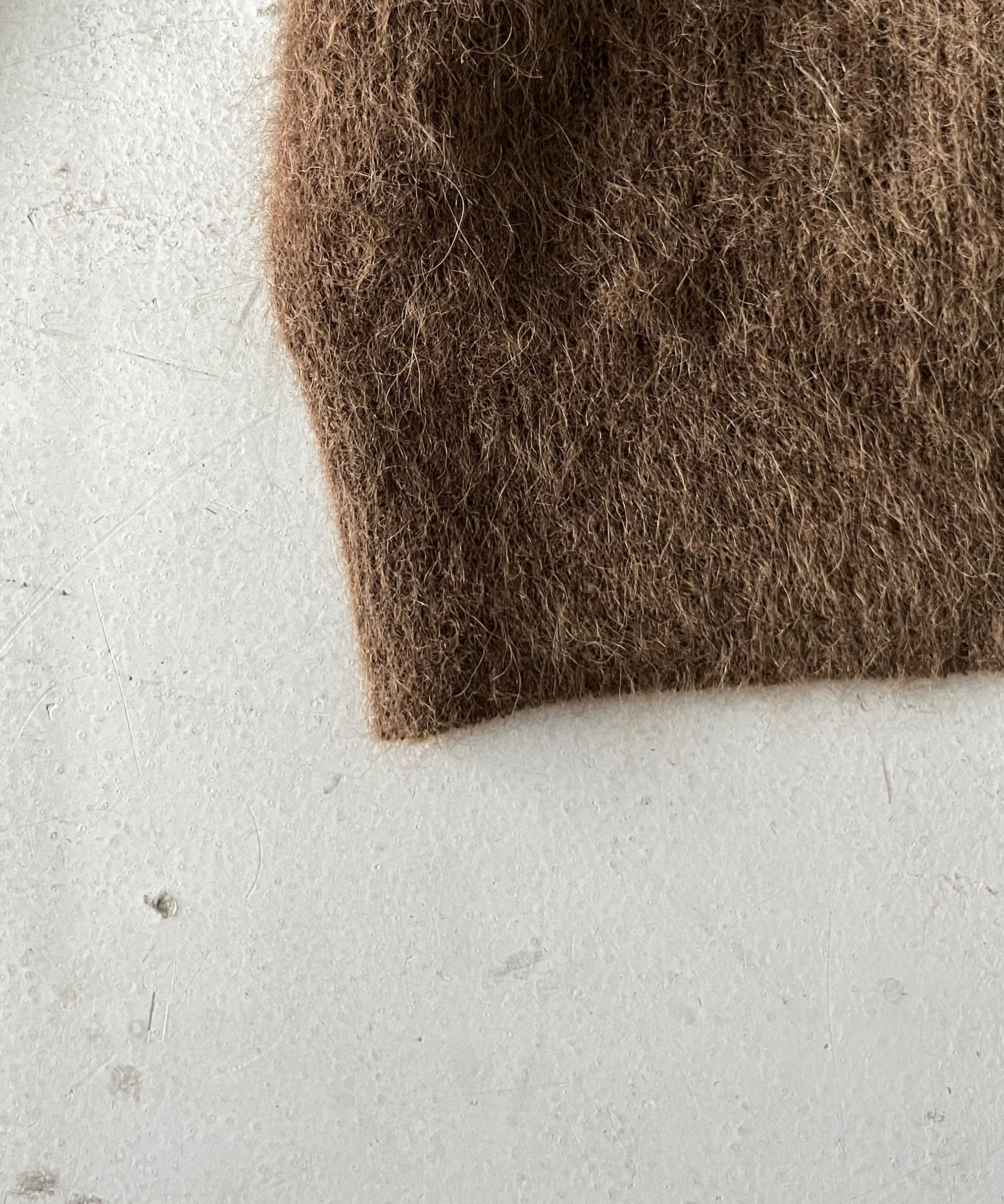 AURALEE Baby suri alpaca sheer knit skipper polo "DARK BROWN"