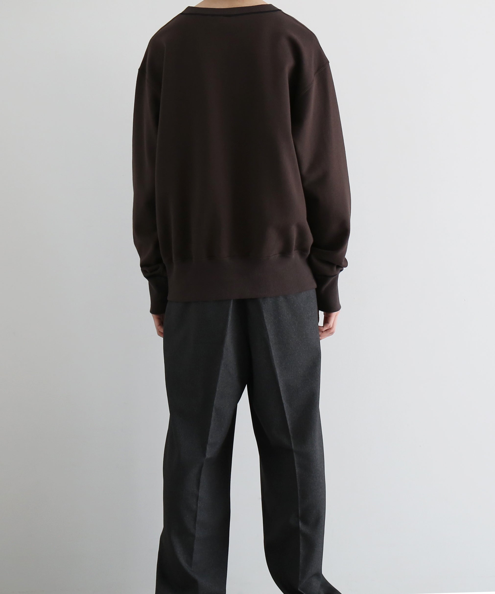 OLD FOLK HOUSE Plain sweatshirt "DARK BROWN"