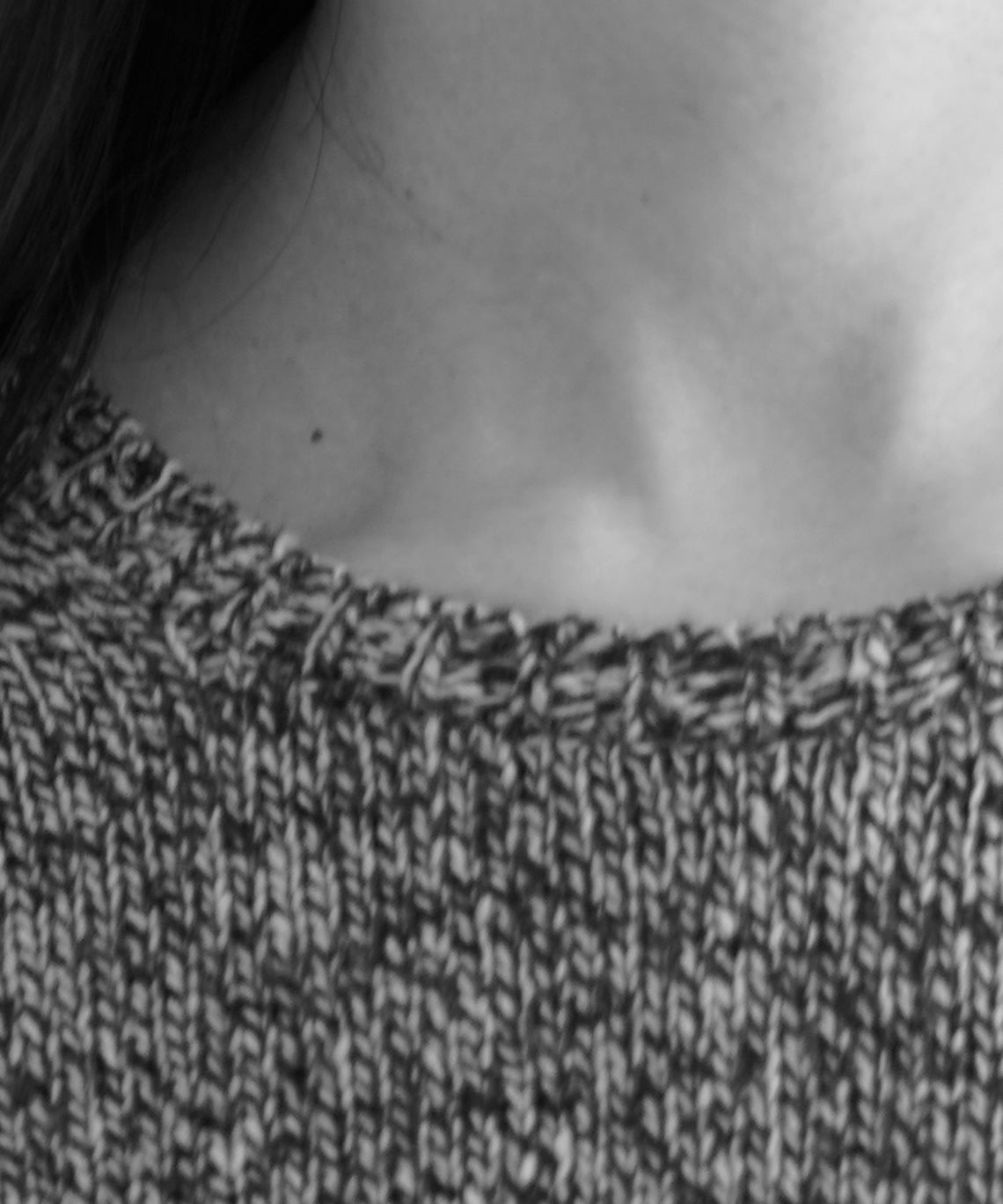 AURALEE Airy silk wool knit p/o "TOP BLACK"