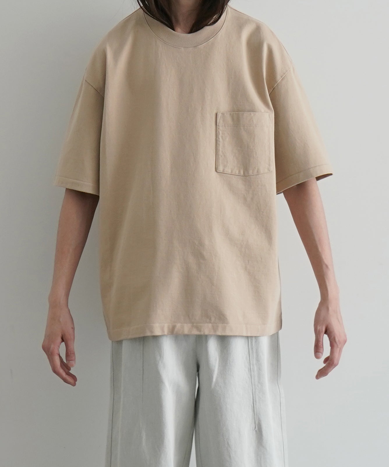 AURALEE Heavy weight pocket tee "LIGHT CAMEL"
