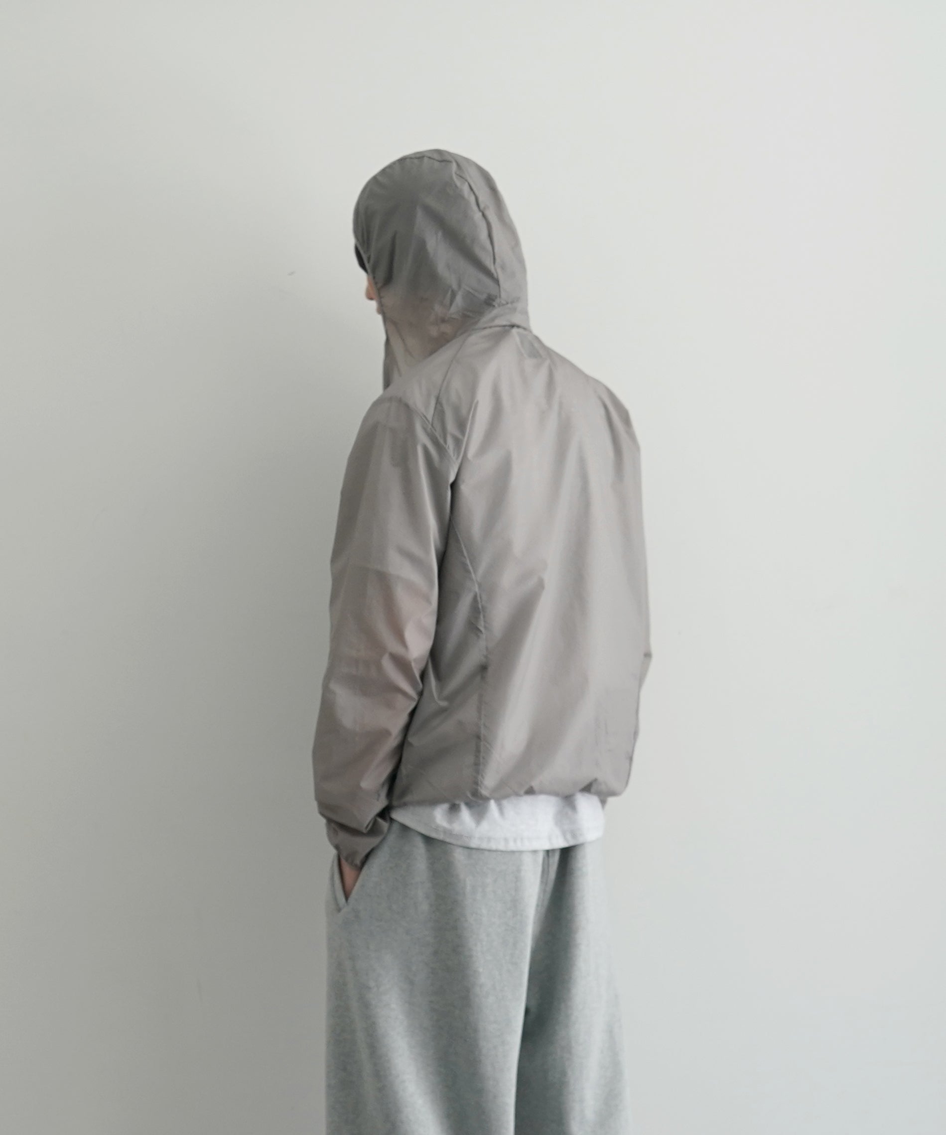 ROA Hue packable wind jacket "GREY"