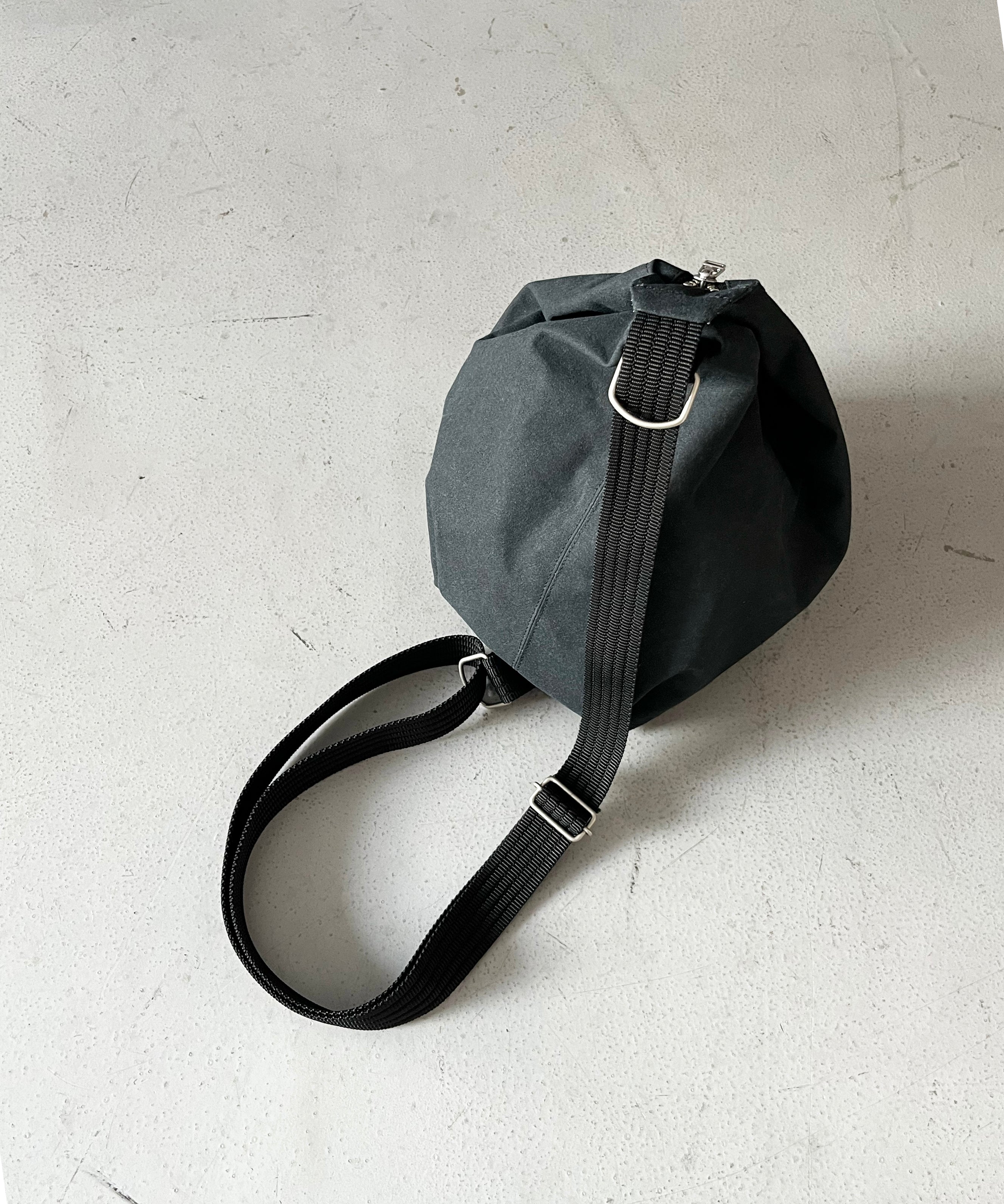 BIBLIOTHERK SMALL BAG "BLACK"