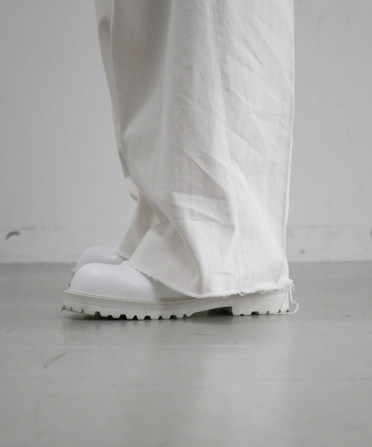 saby Tuck-baggy type 3 - surface dyeing denim -  "FADE PINK"