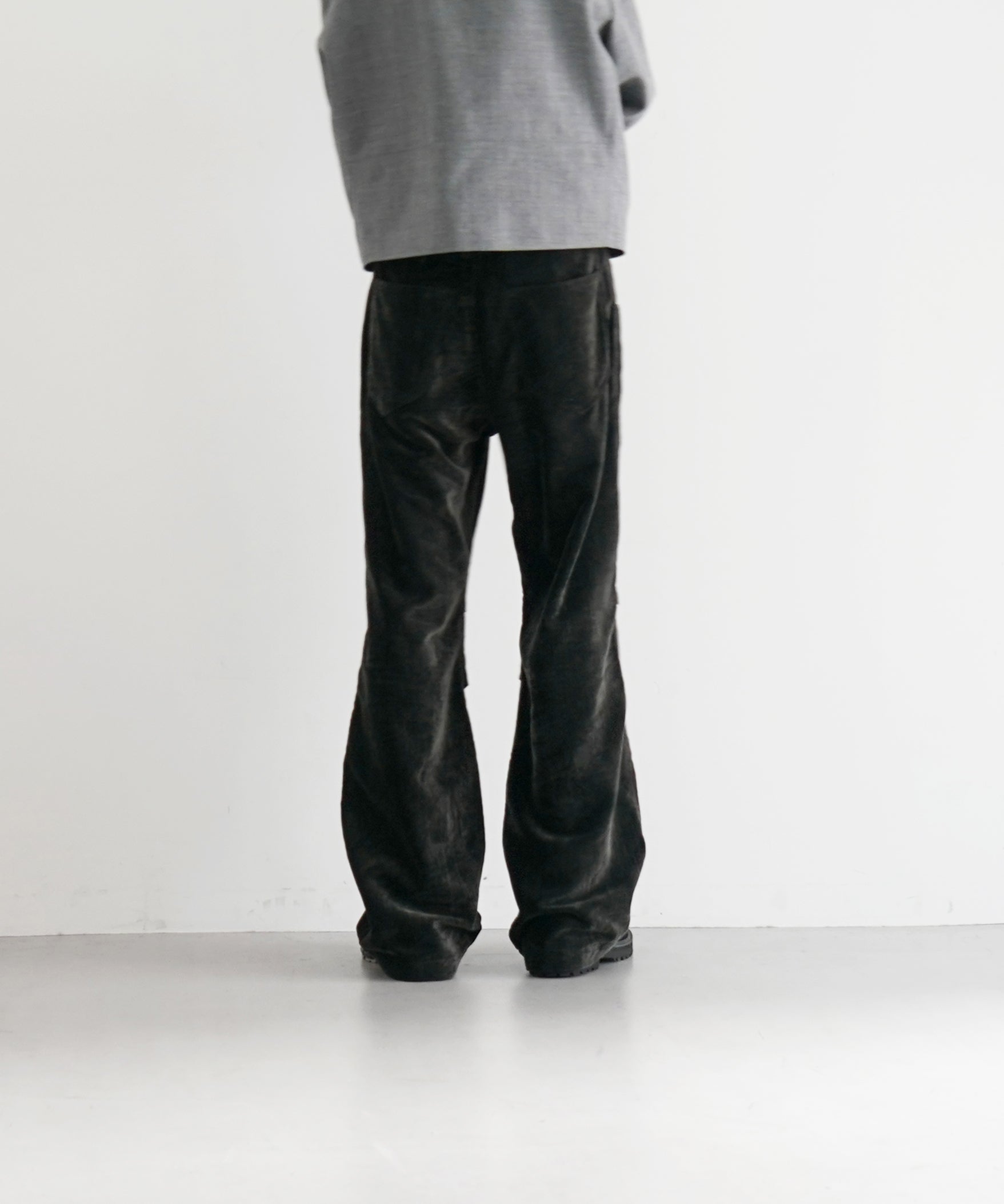 ensou. Derby pants "SUMI-DYED BLACK"