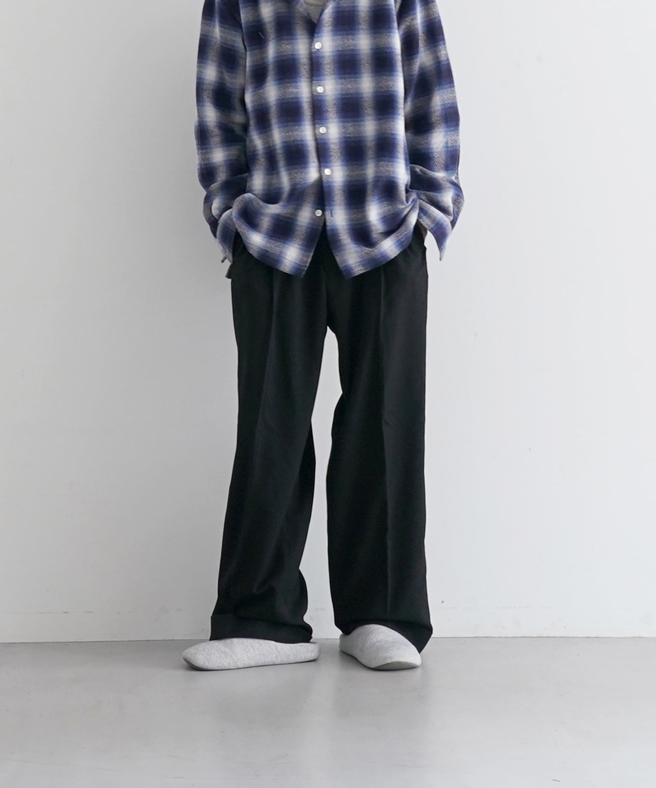 KAIKO Wide slacks "BLACK"