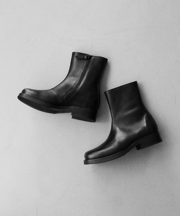 8月末迄値下げ OUR LEGACY CAMION ブーツ 24ss OUR LEGACY - CAMION BOOT Black | River