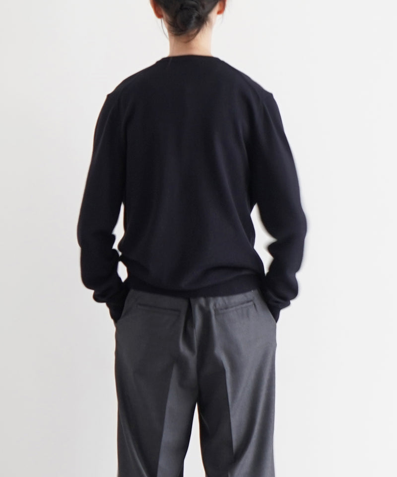 FRED PERRY フレッドペリー Ｖネックニット トップス