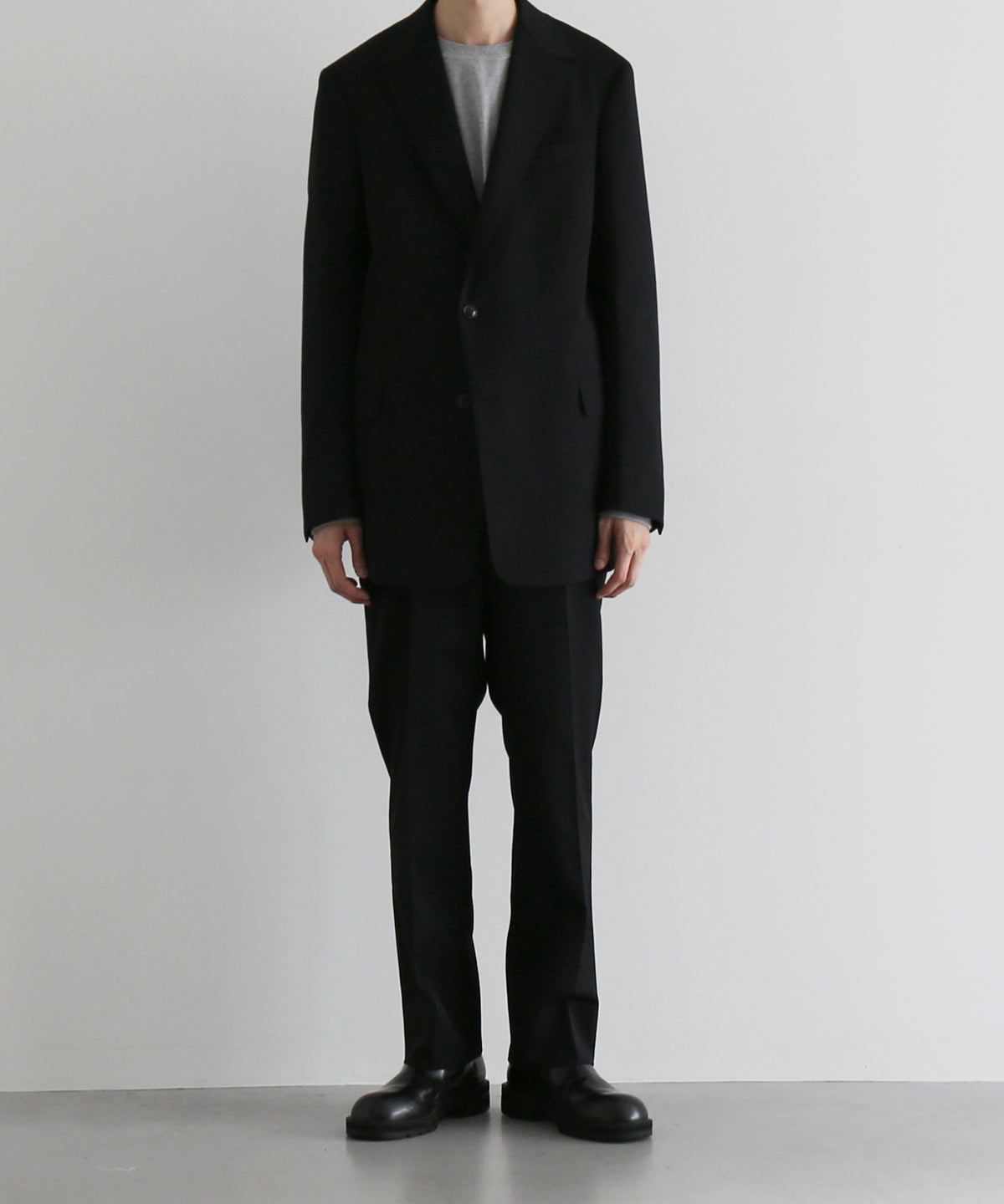 REVERBERATE Suit jacket single “BLACK”