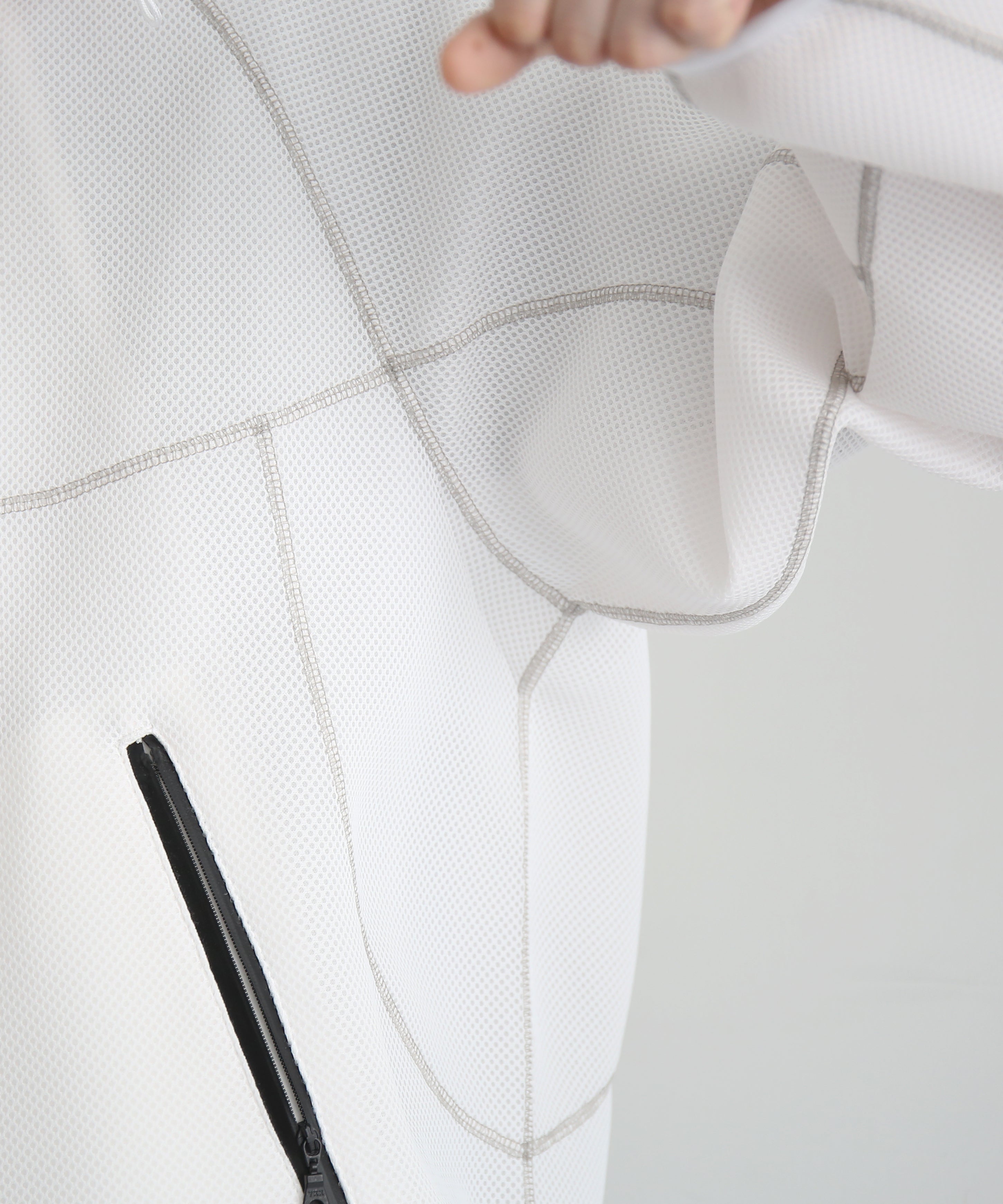 Laid.B "Oka" shell parka "WHITE"