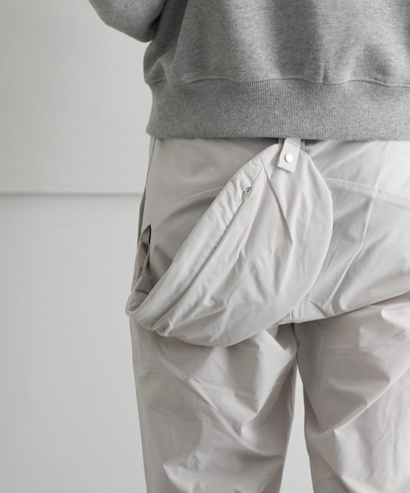 POST ARCHIVE FACTION 6.0 TECHNICAL PANTS RIGHT "IVORY"
