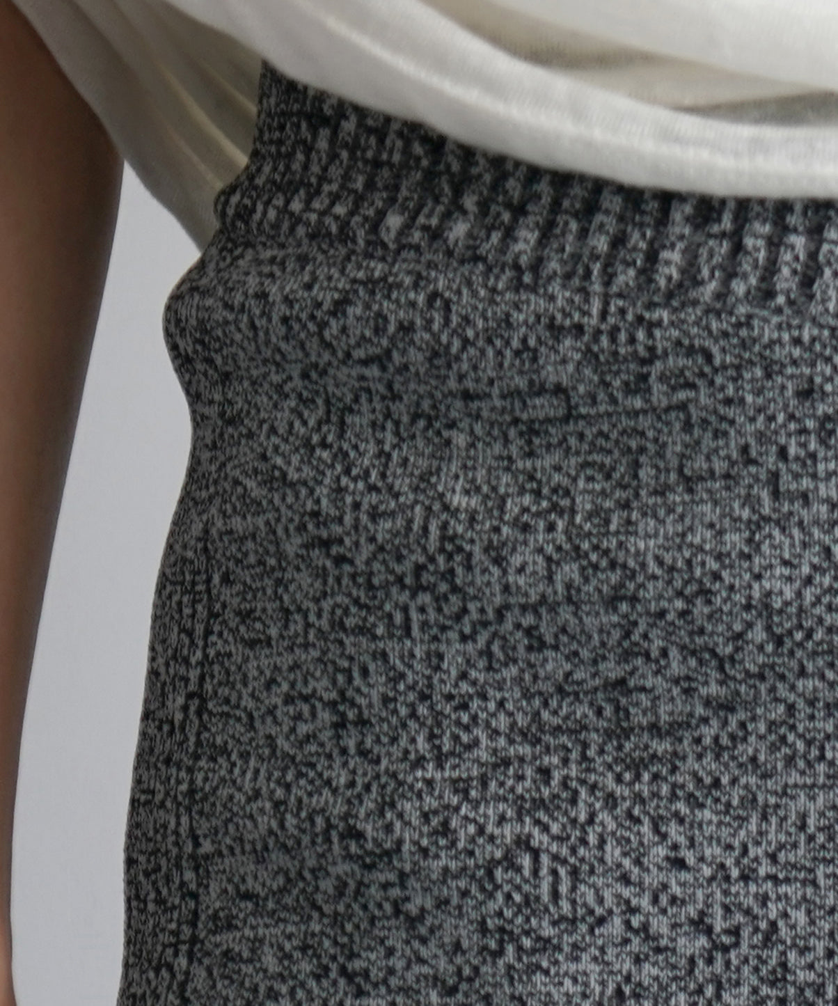 GANNI Merange rib cropped pants "BLACK"