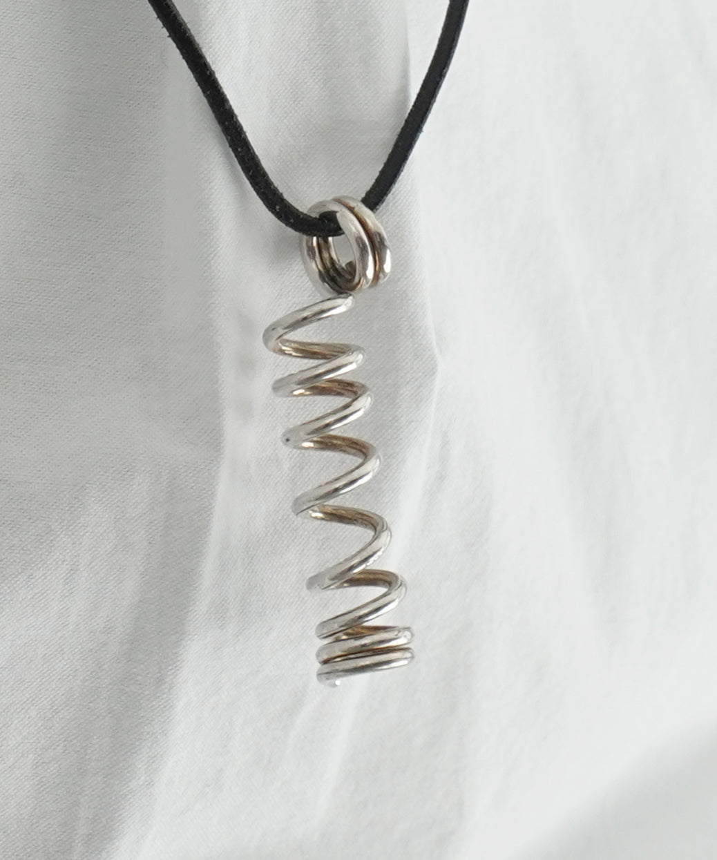 ED ROBERT JUDSON【エドロバートジャドソン】coil neck holder 