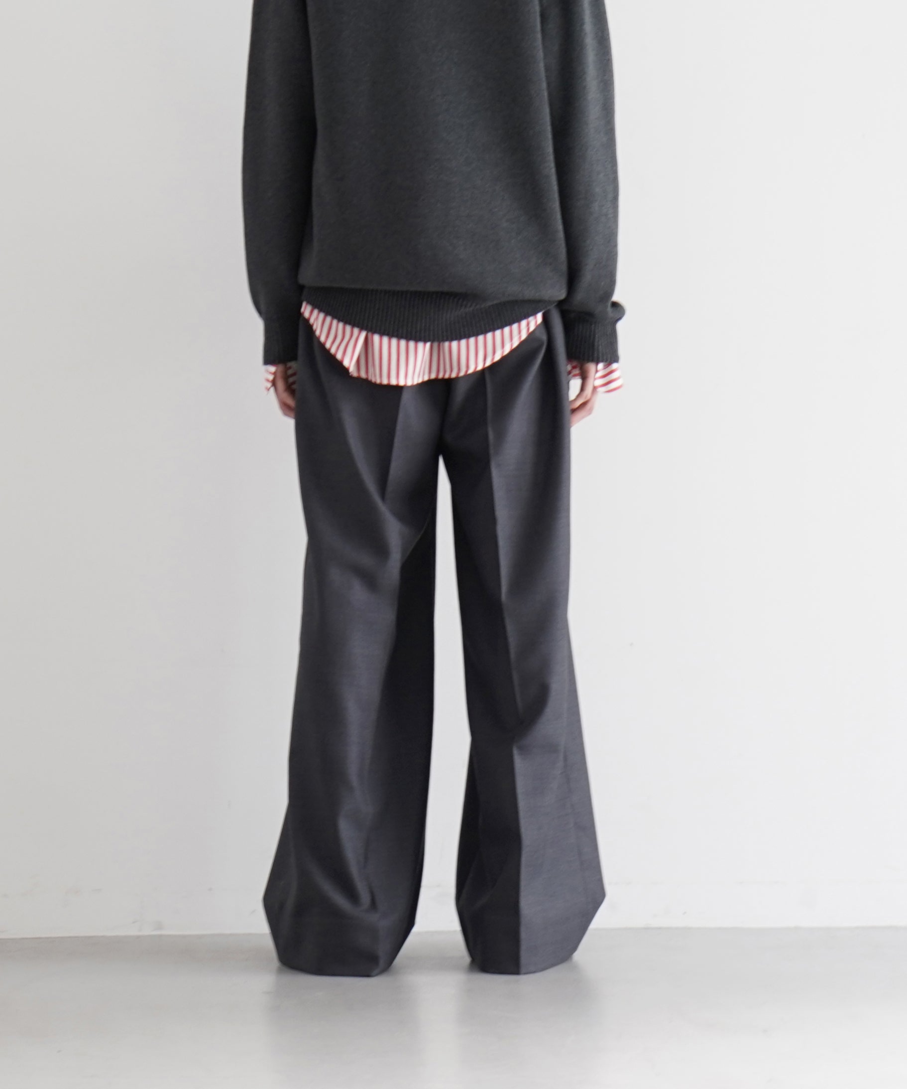 NEONSIGN【ネオンサイン】【EXCLUSIVE】Anatomic straight slacks