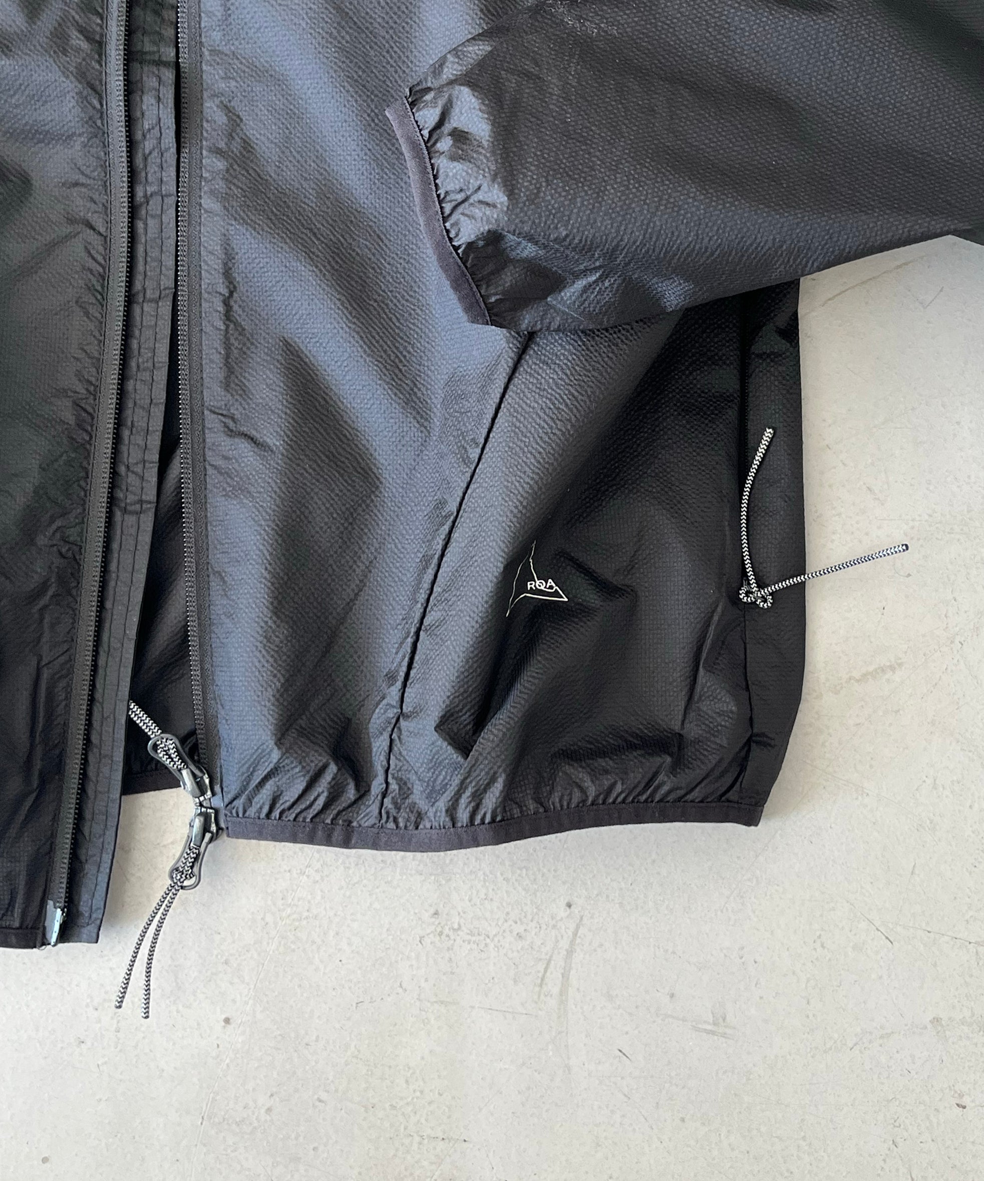 ROA Hue packable wind jacket "BLACK"
