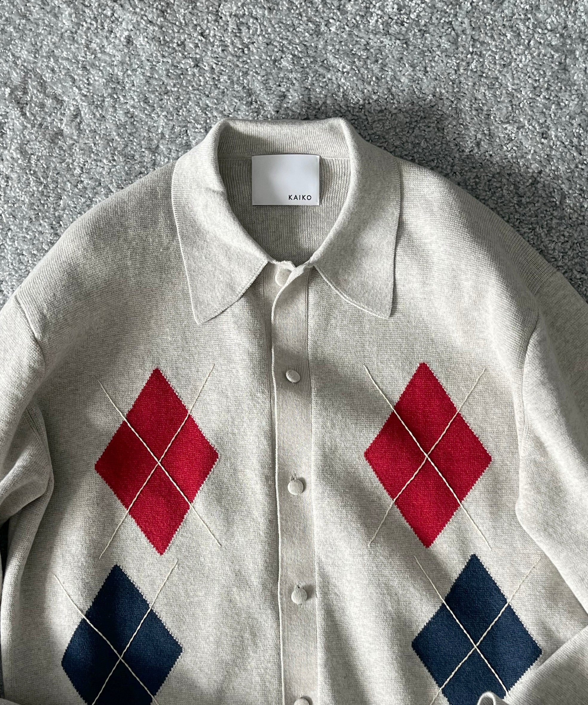 KAIKO Argyle polo cardigan "FIGURE"