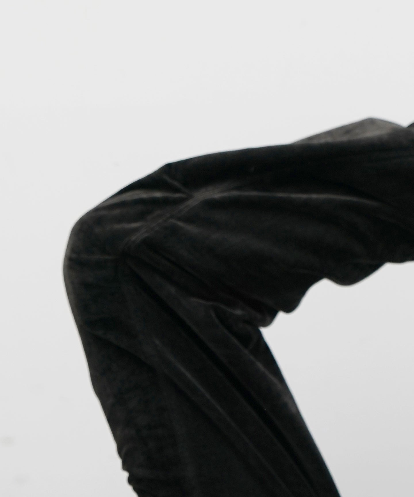 ensou. Derby pants "SUMI-DYED BLACK"