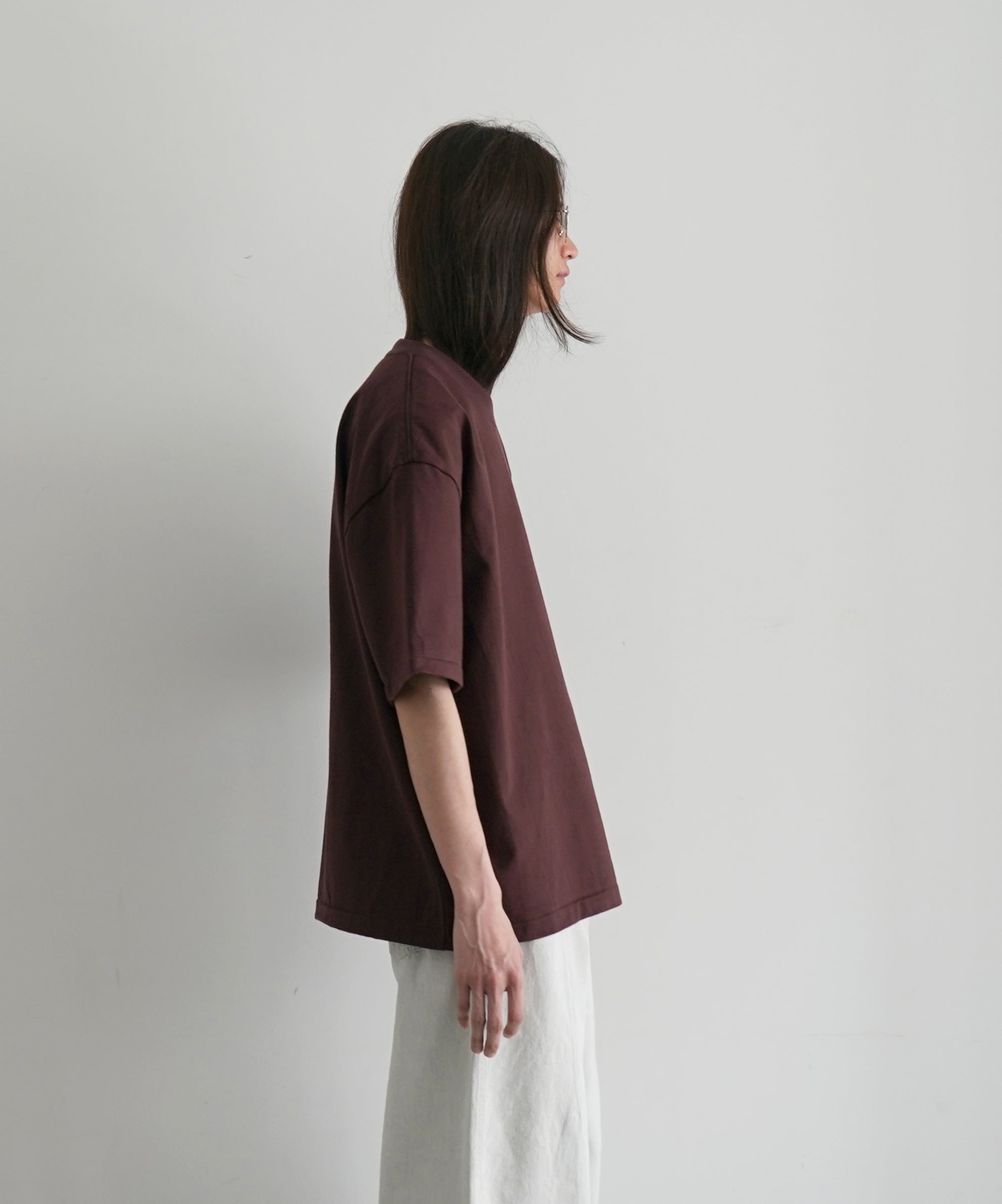 AURALEE Heavy weight pocket tee "BROWN"