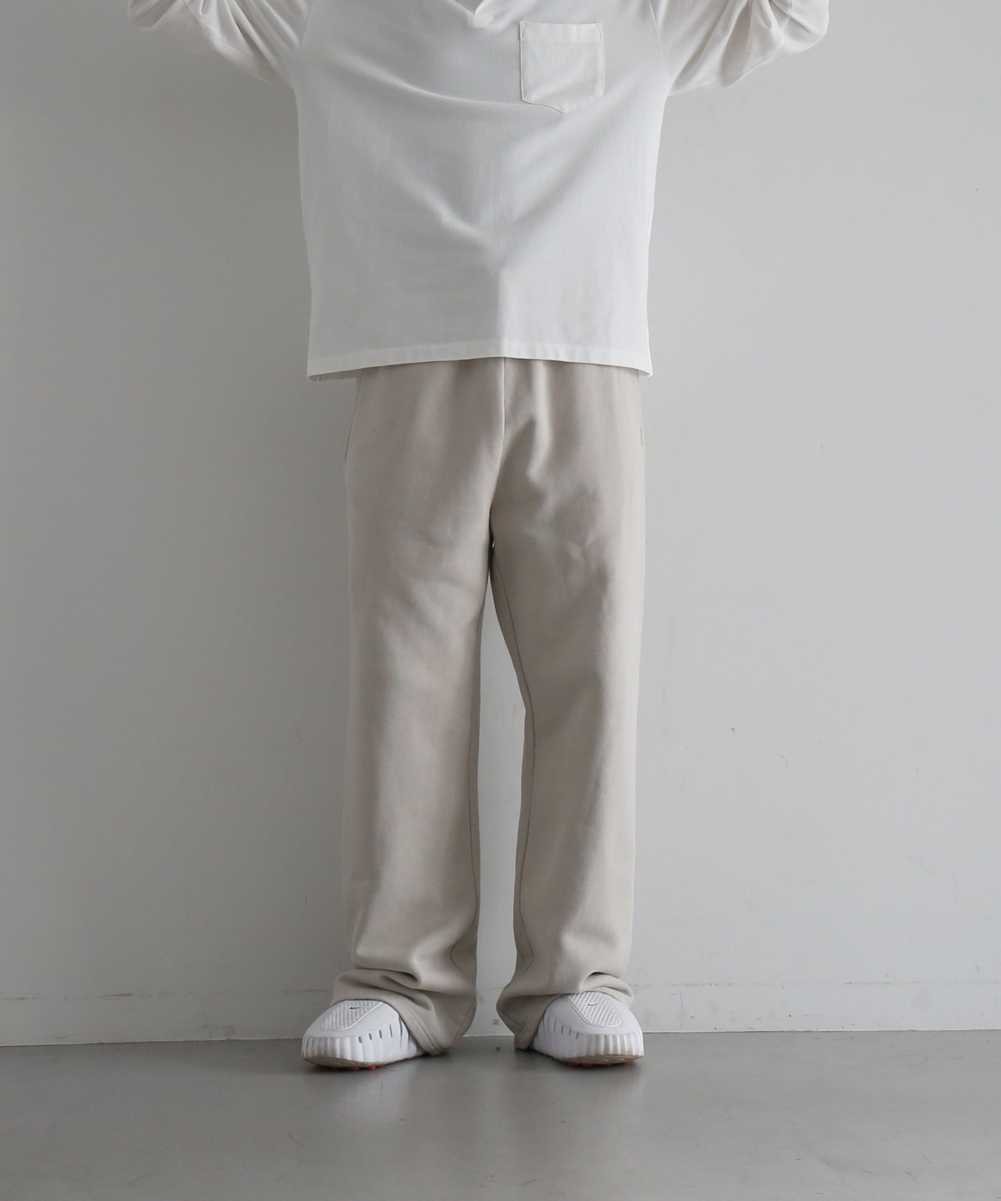 entire studios Straight leg sweatpant "OFF WHITE"