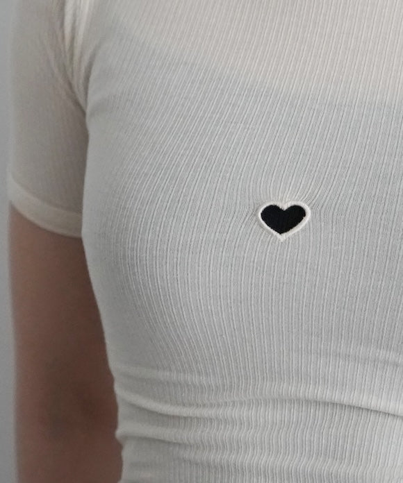 BASERANGE HEART SHORT SLEEVE "UNDYED"