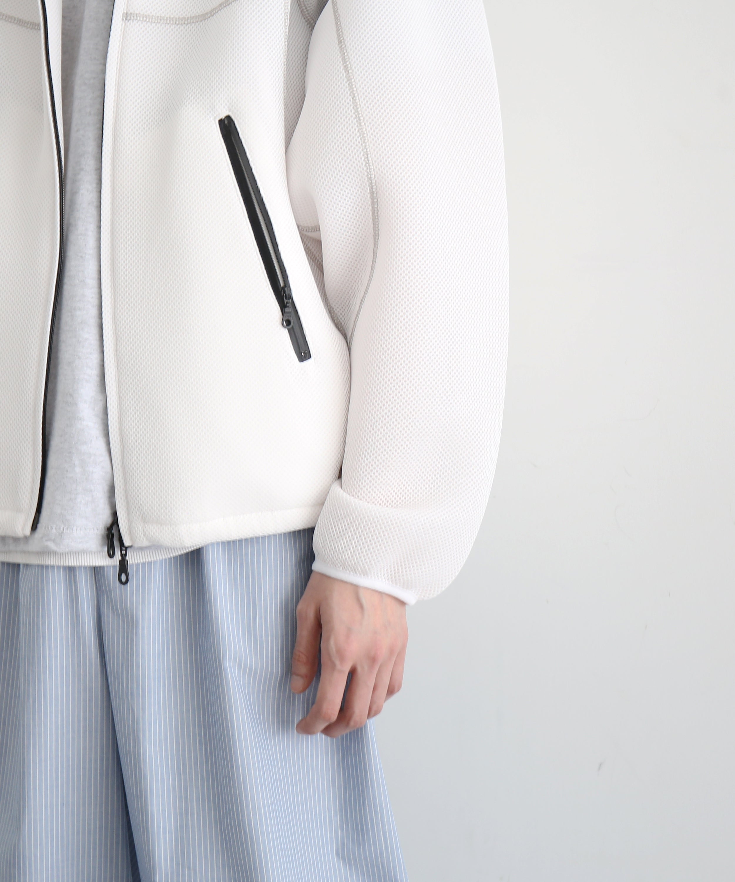 Laid.B "Oka" shell parka "WHITE"