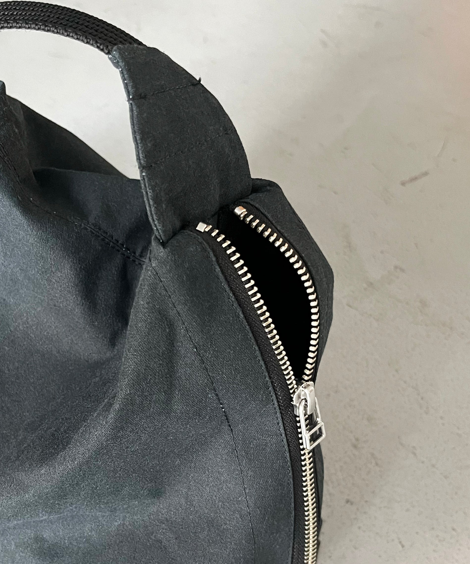 BIBLIOTHERK SMALL BAG "BLACK"