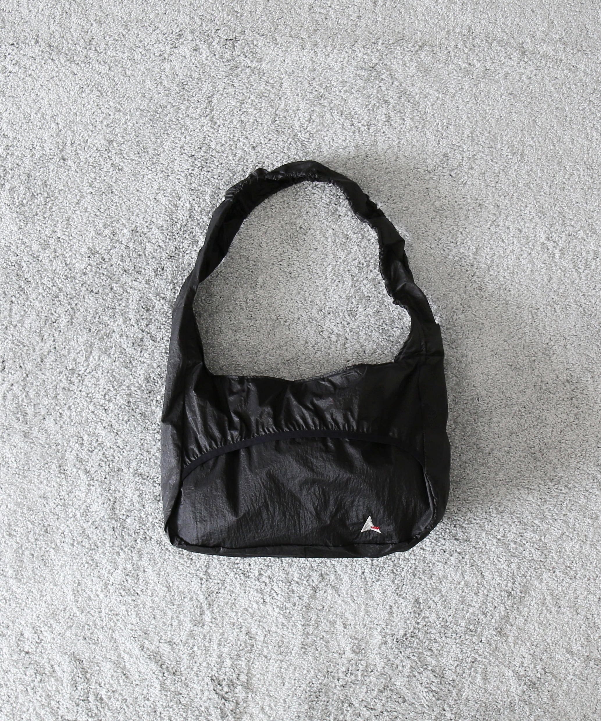 ROA Laki packable knot bag "BLACK"