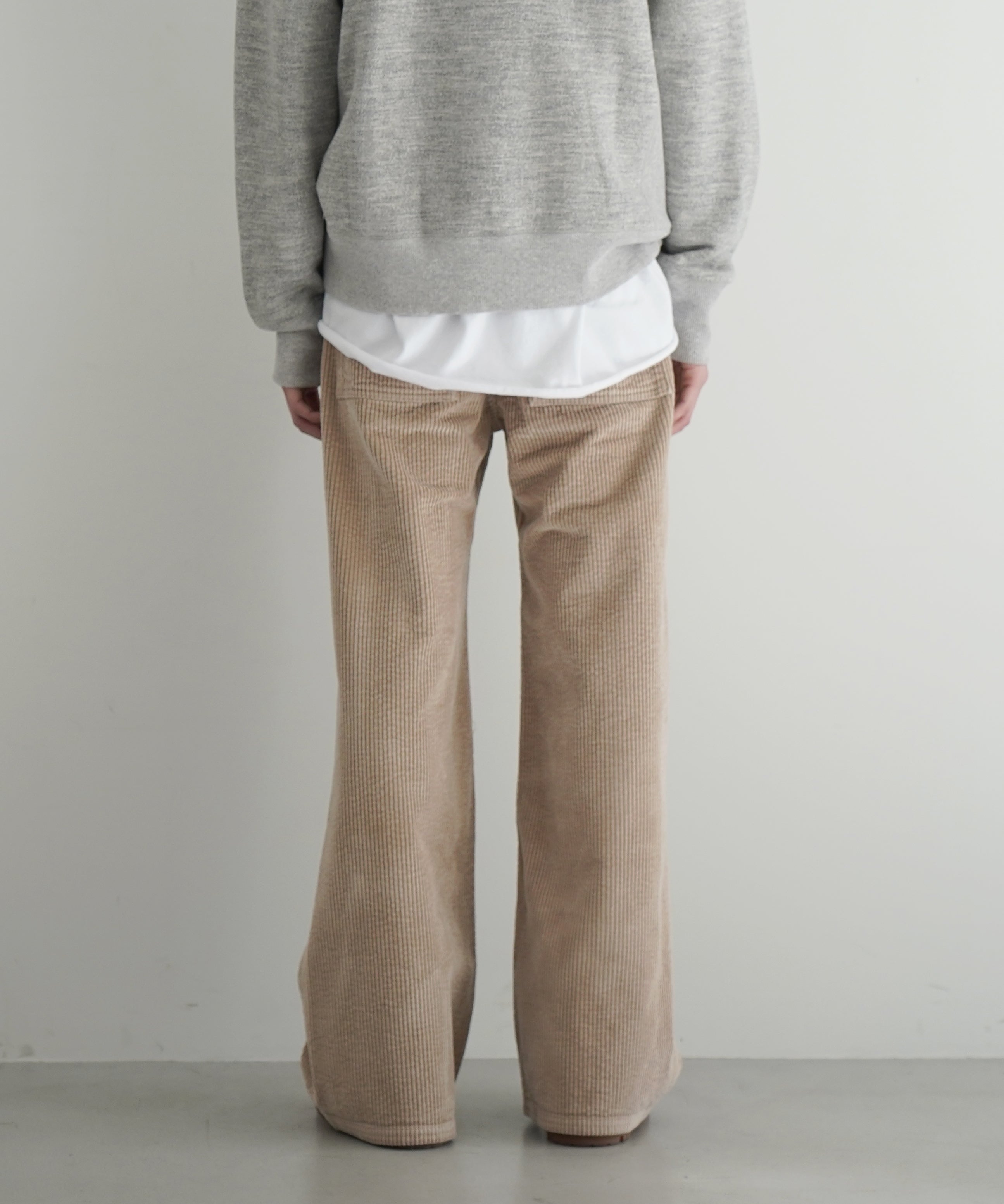 BASERANGE TAJO WIDE PANTS "SAND"