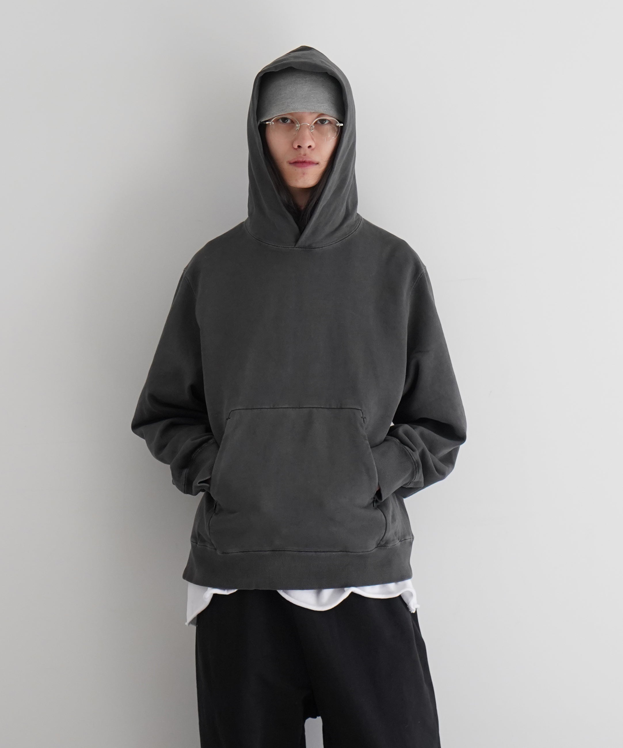 KAIKO FADED HEAVYWEIGHT SWEAT PARKA "FADED BLACK"