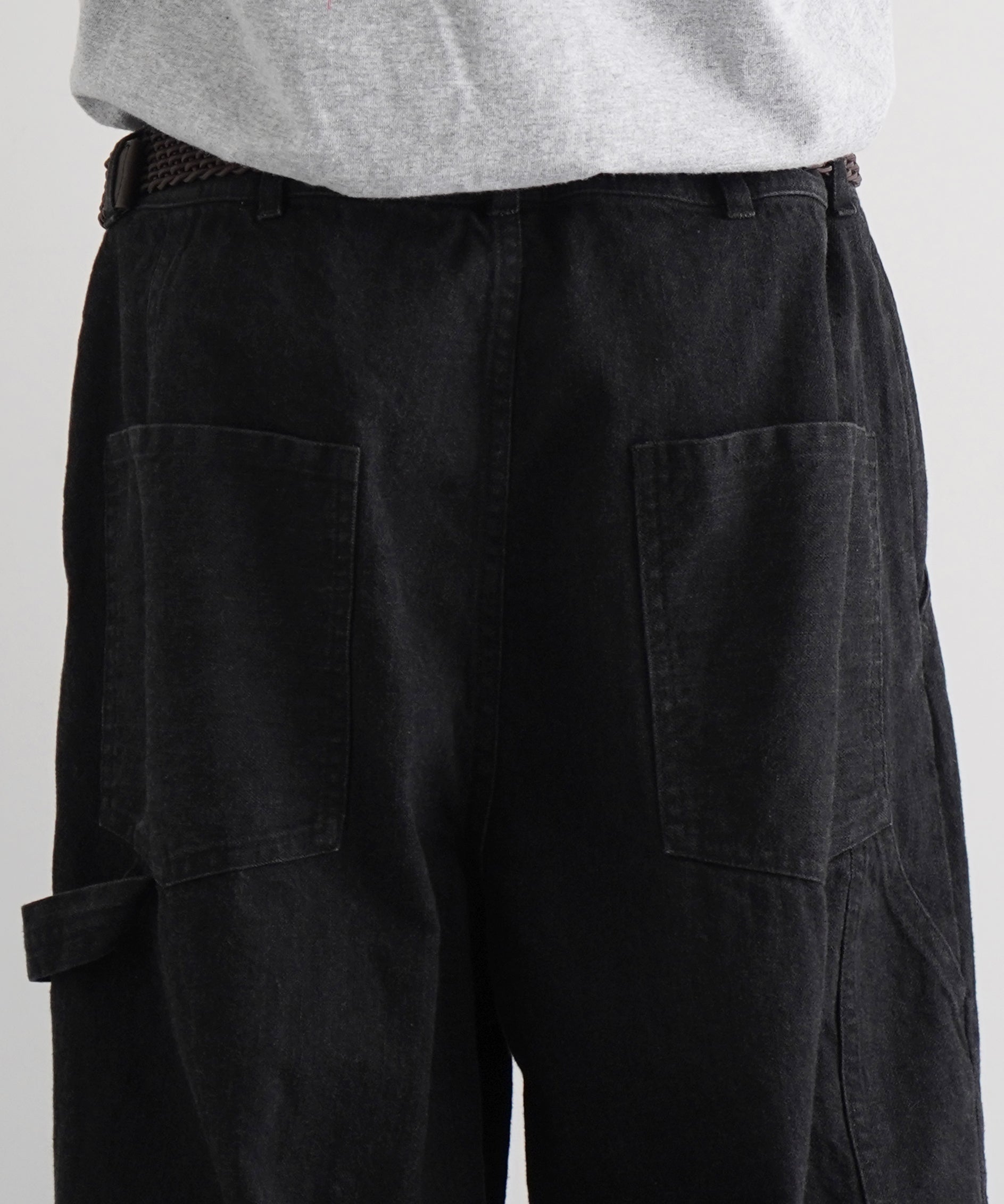 VOAAOV Denim pants "BLACK/OW"