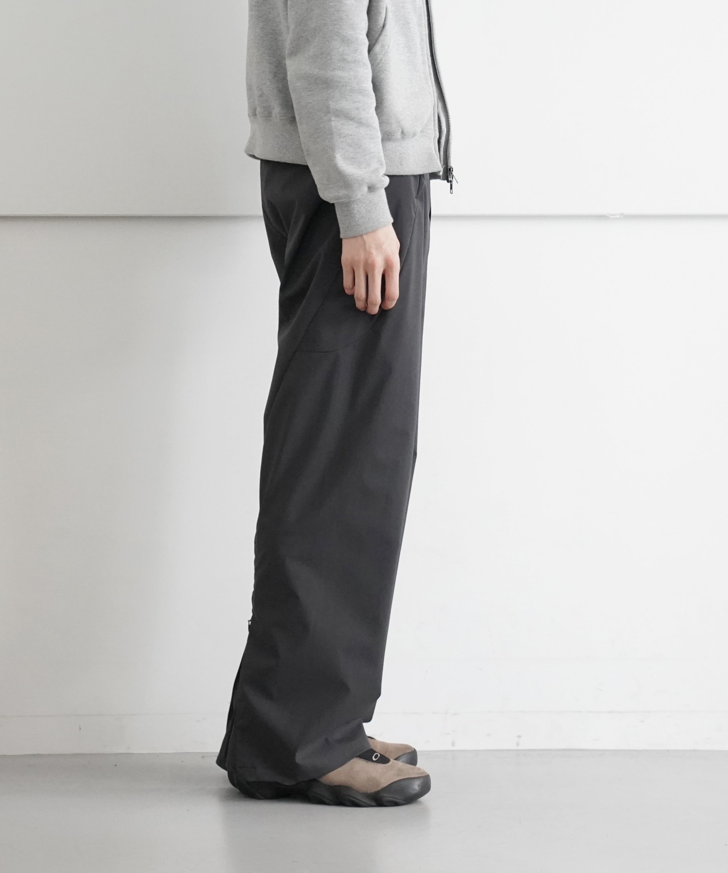 Call BACK ZIP TROUSERS 