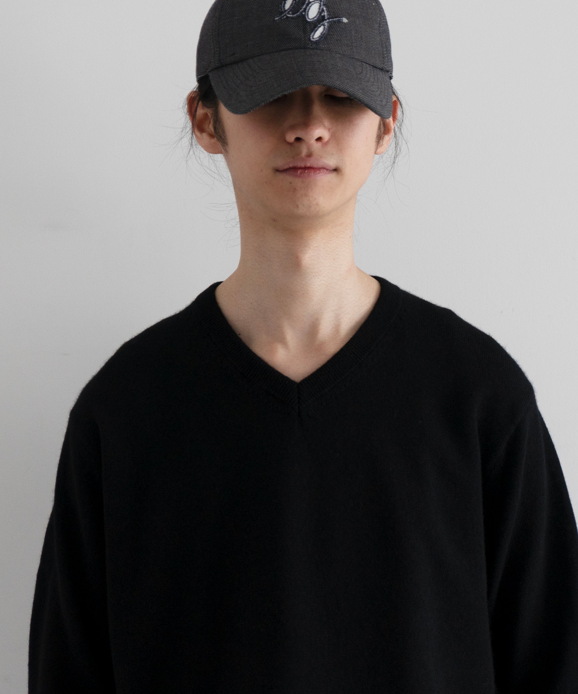 AURALEE Super fine cashmere silk knit v-neck "BLACK"