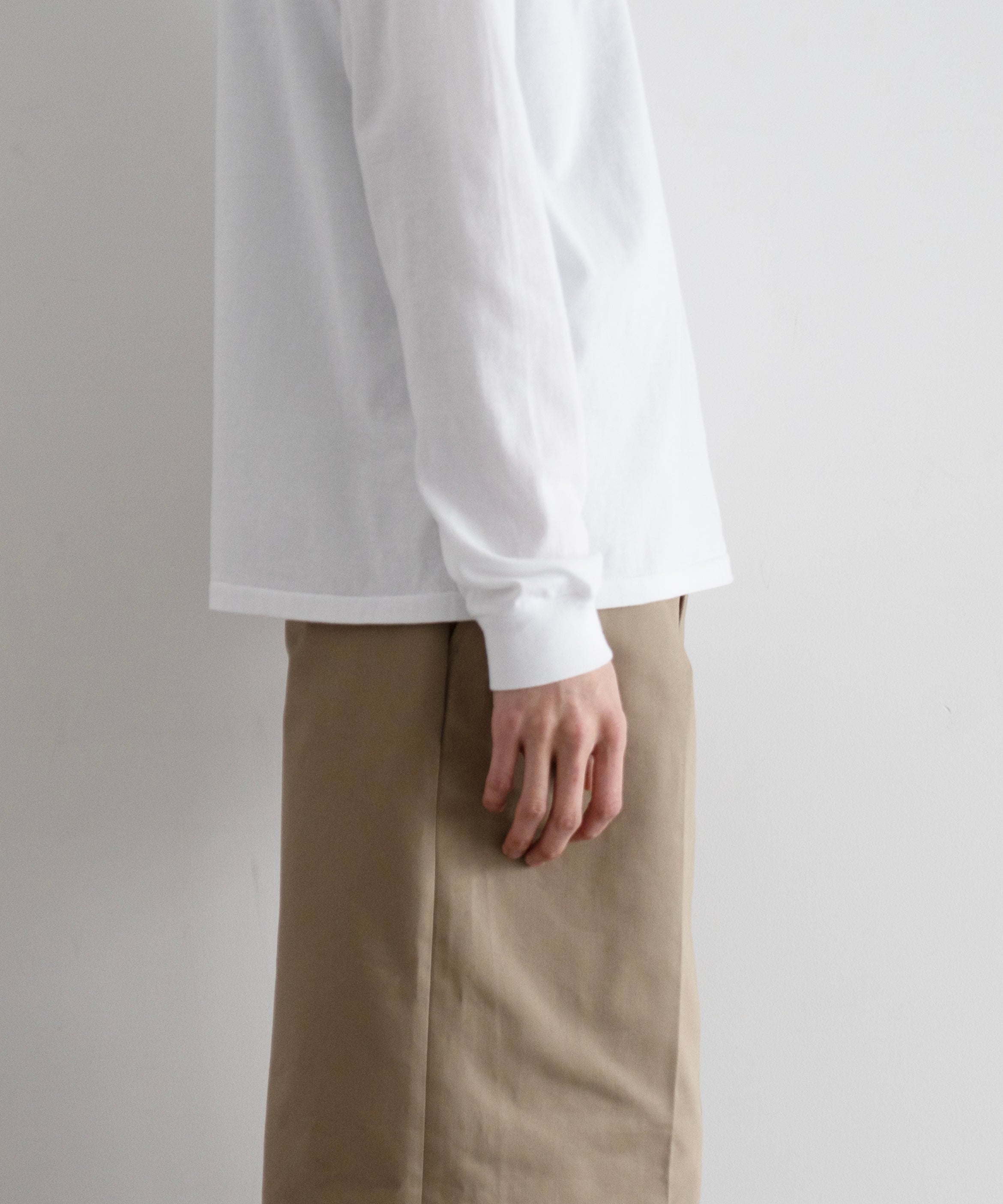 AURALEE Seamless l/s tee "WHITE"