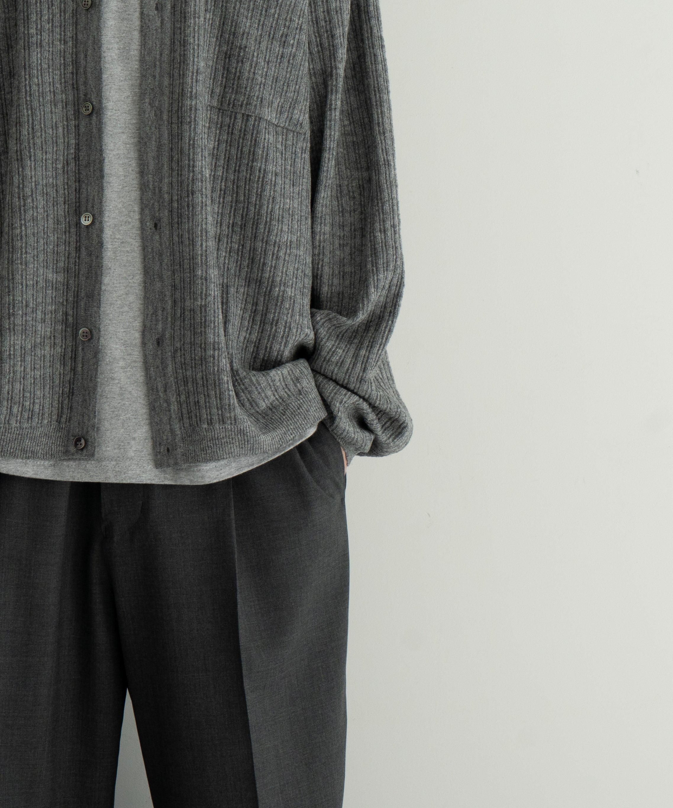 crepuscule Crepe knit shirt "GRAY"