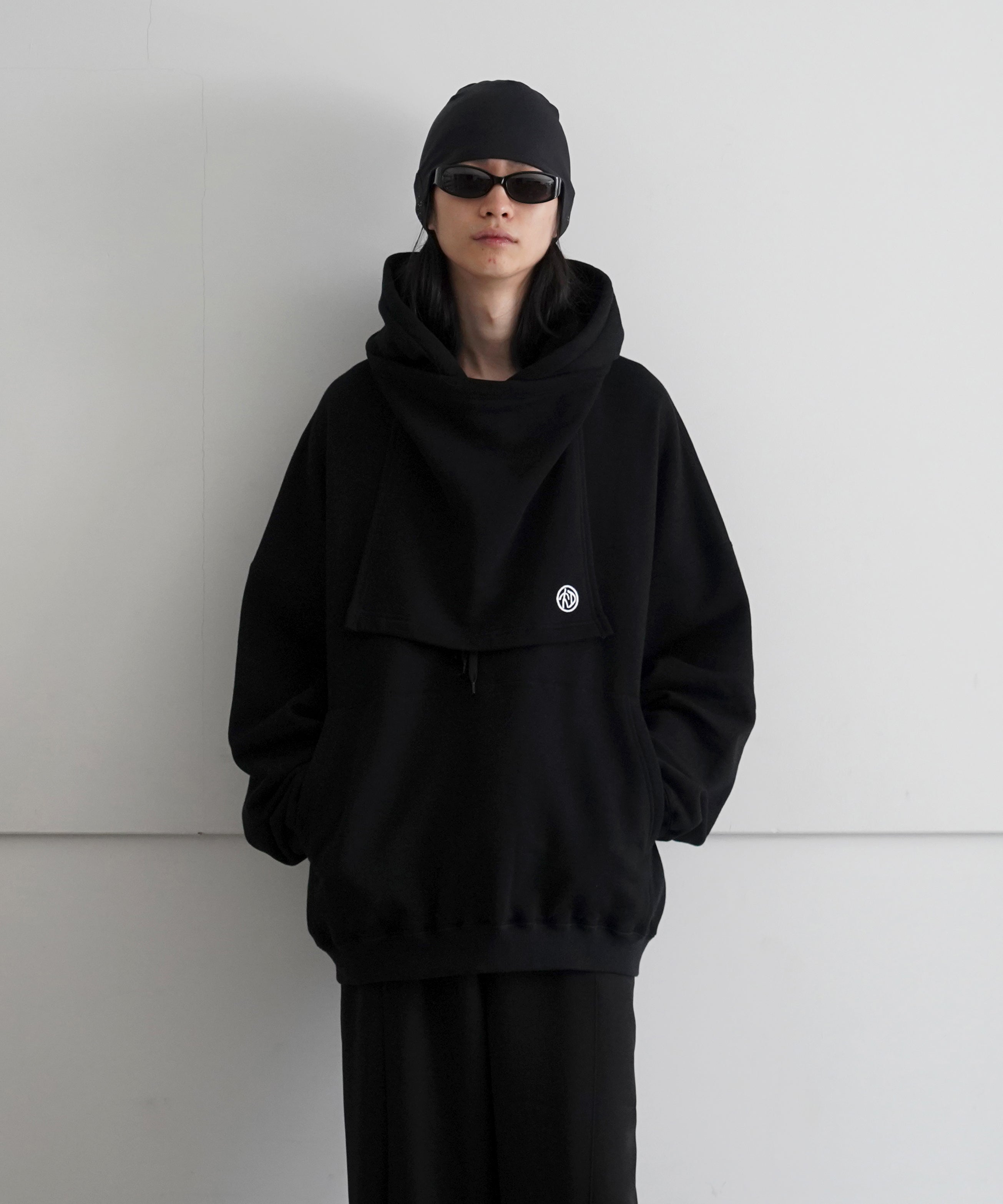 SOSHIOTSUKI HIKOSA HOODIE "BLACK"