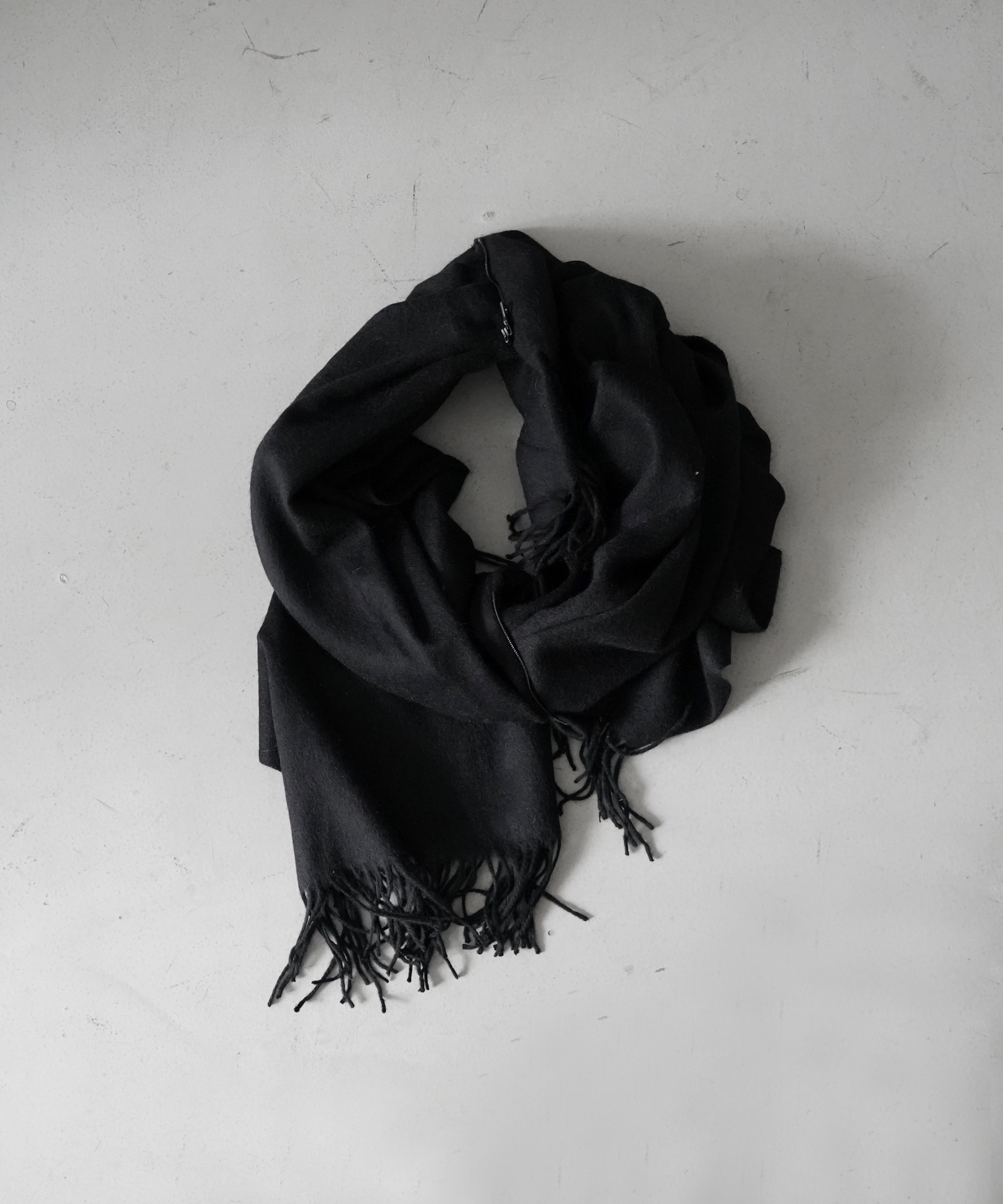 BLESS Draps Long "WOOL BLACK"