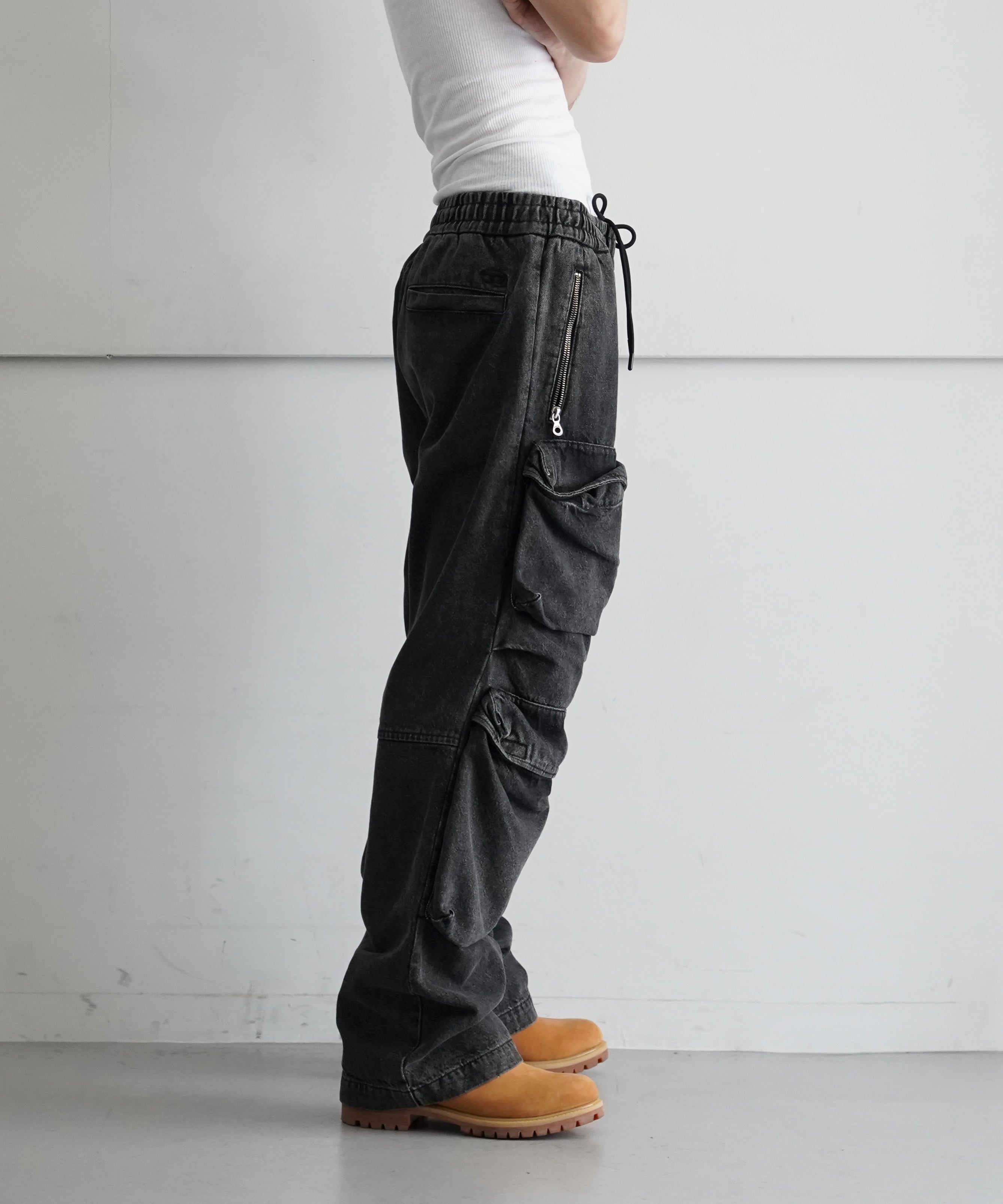 DIESEL【ディーゼル】 d-beartson straight jeans 