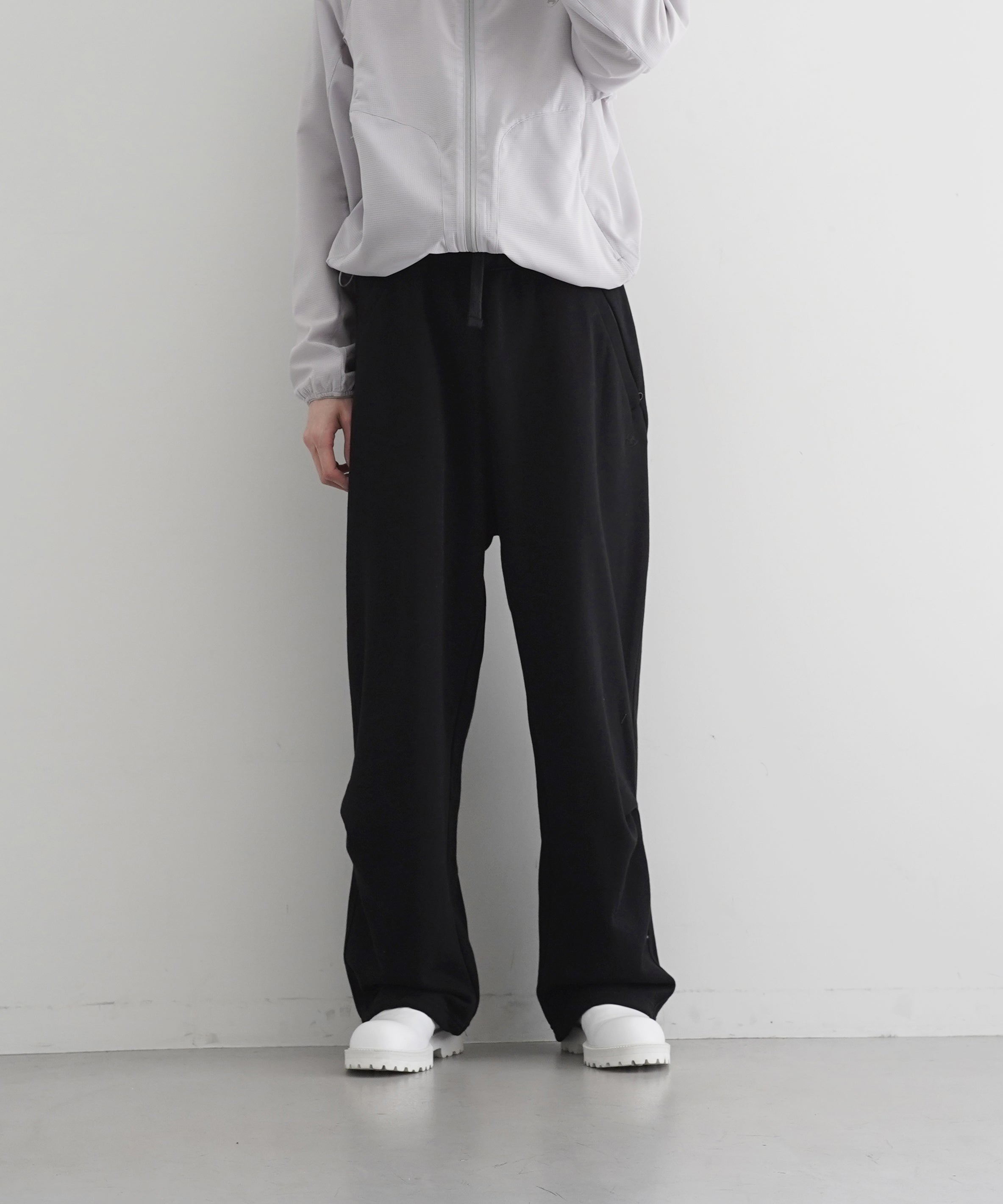 MOVO O代官山パーカー MOVO ZIP UP PARKA O 代官山 - メルカリ