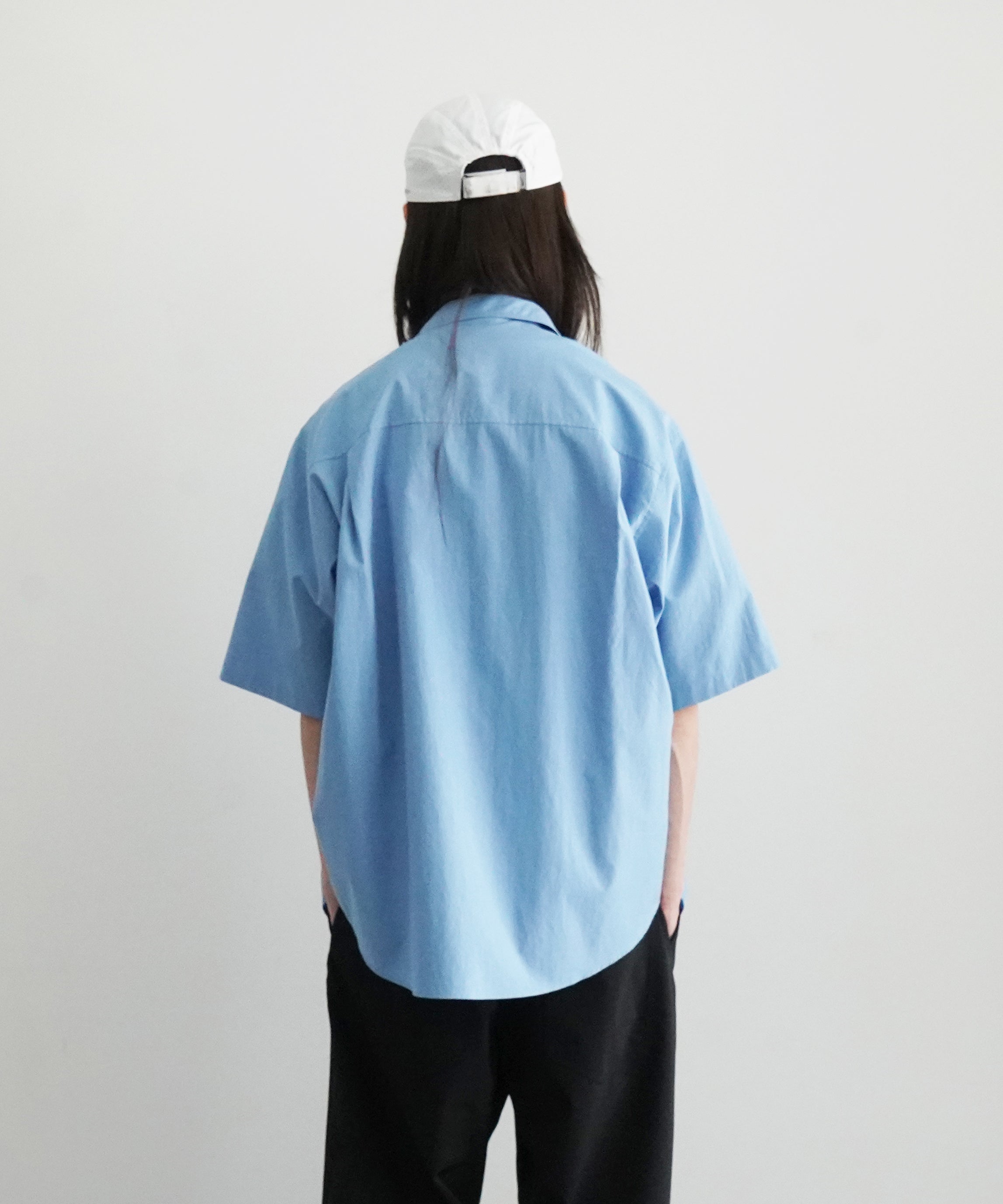 AURALEE Washed finx twill big half sleeved shirt "BLUE"